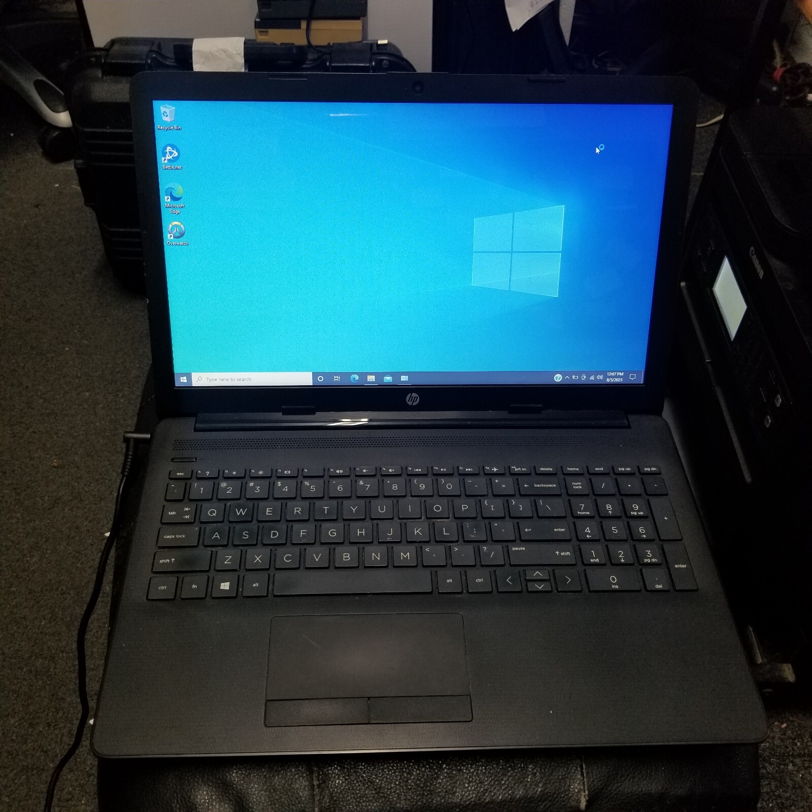 HP Laptop 15-db0xxx AMD A6-9225 Radeon R4, 4GB Ram, 1TB HDD