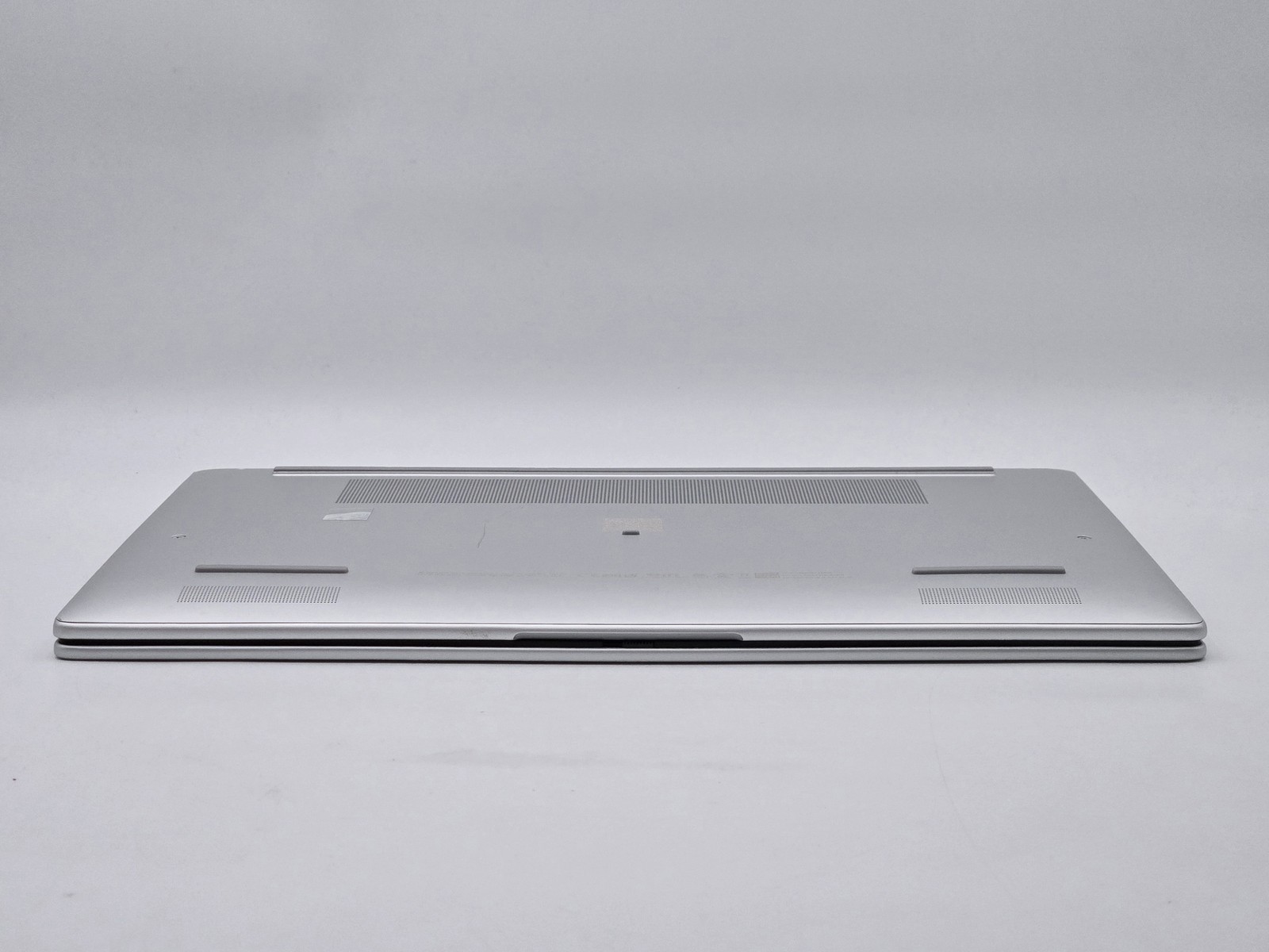 HP EliteBook 8 G1a 16in FHD+ Touch Ryzen AI 7 PRO 350 64GB 2TB SSD Win 11 Pro
