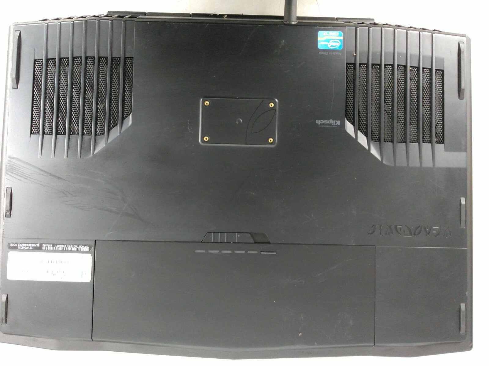 Dell Alienware M17xR3 17.3” i7-2760QM 2.4ghz 12gb ram 1TB Charger*READ CYC46R1