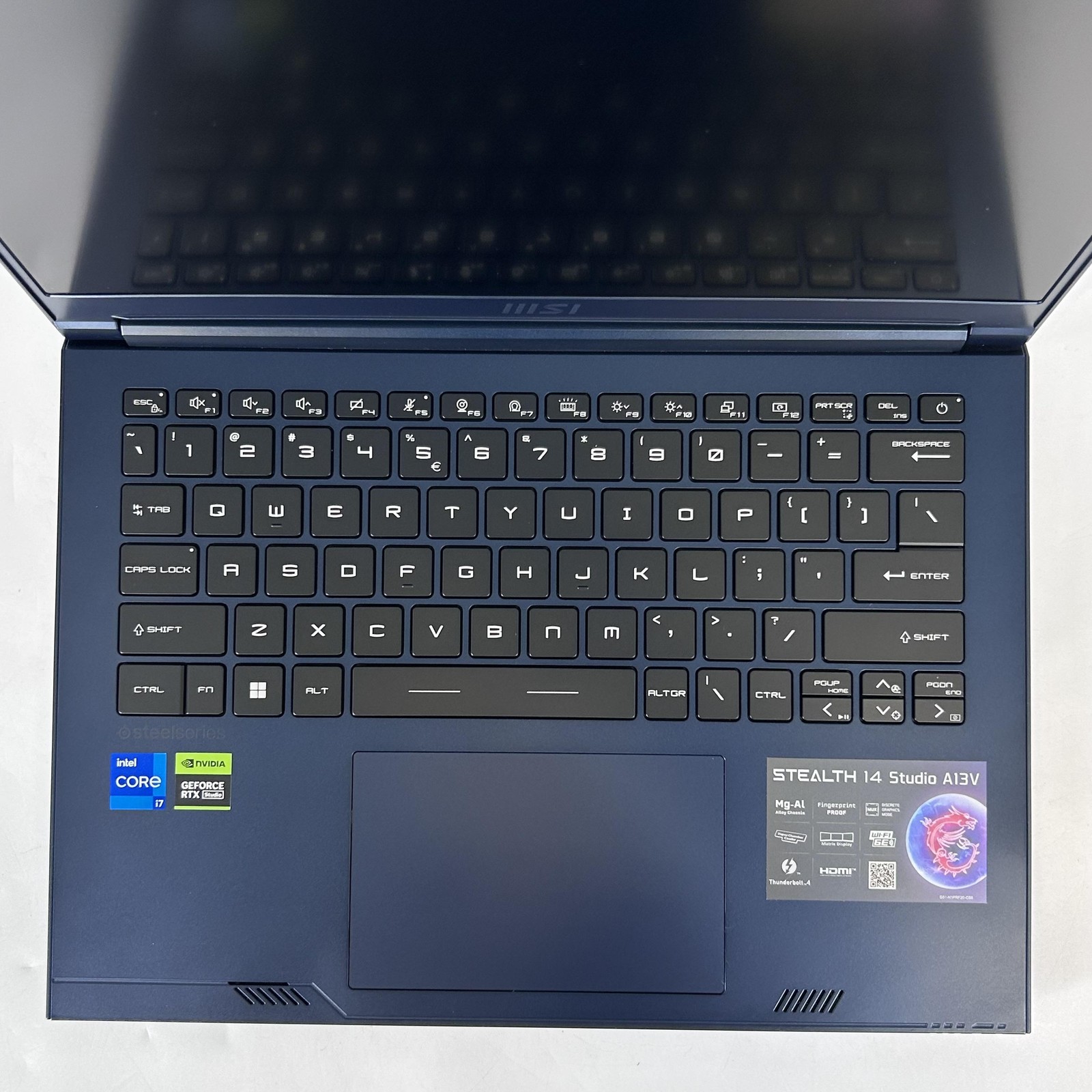 MSI Stealth 14 Studio 14 FHD+ 2.4 GHz i7-13620H 16GB 1TB SSD RTX 4060 Good