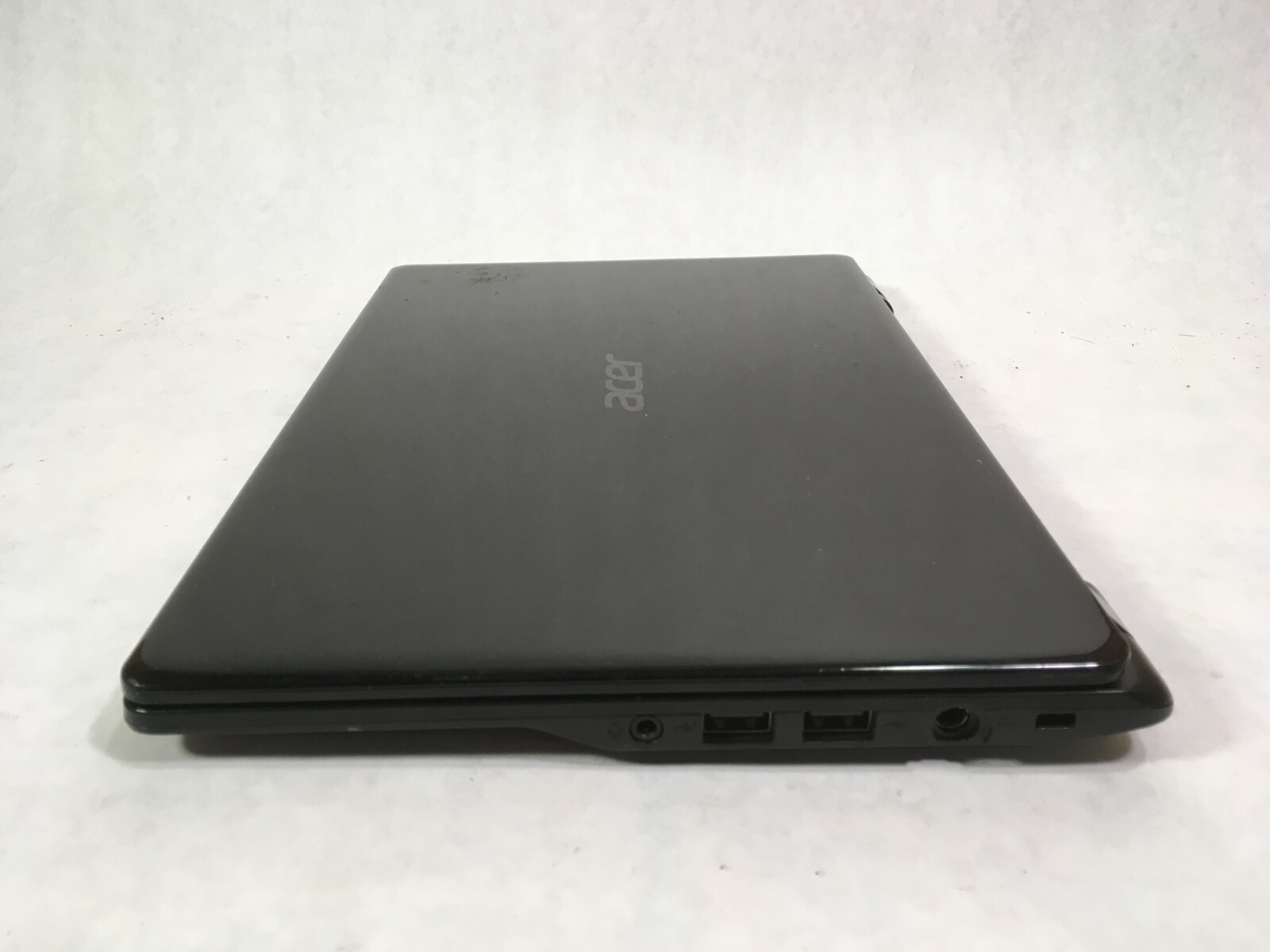 Acer Aspire V5-121 11.6″ Laptop AMD C-70 1.0GHz – CRACKED SCREEN -RR