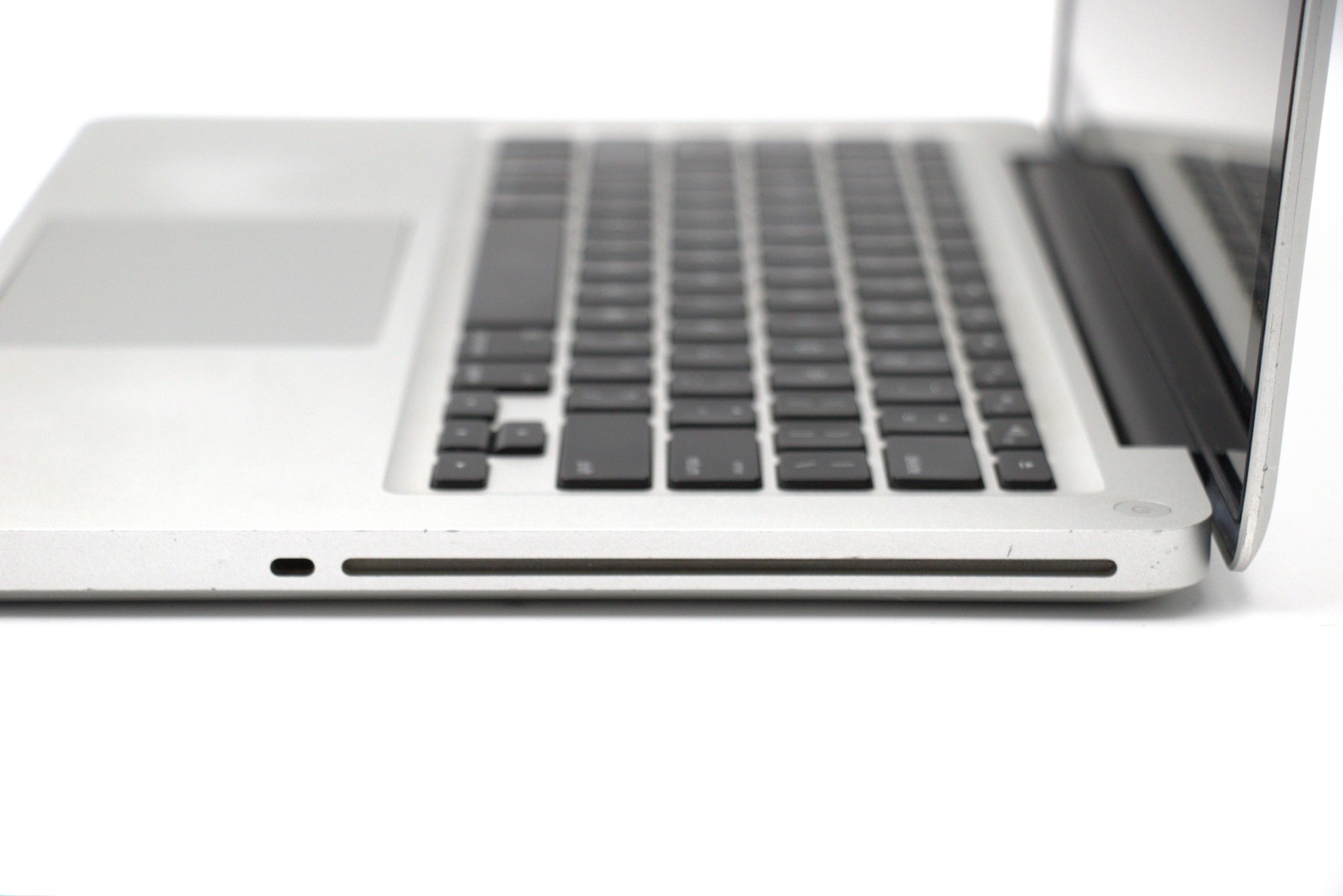 Apple MacBook Pro MC375LL/A Core 2 Duo 2.66 13 Mid 2010