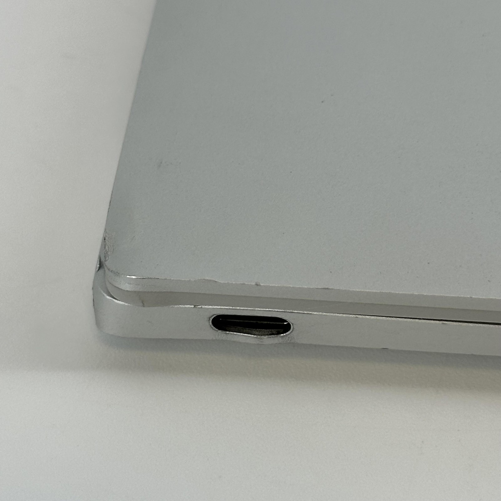 Dell XPS 13 Plus 9320 3.5K TOUCH 1.8 GHz i7-1280P 16GB 512GB SSD Good