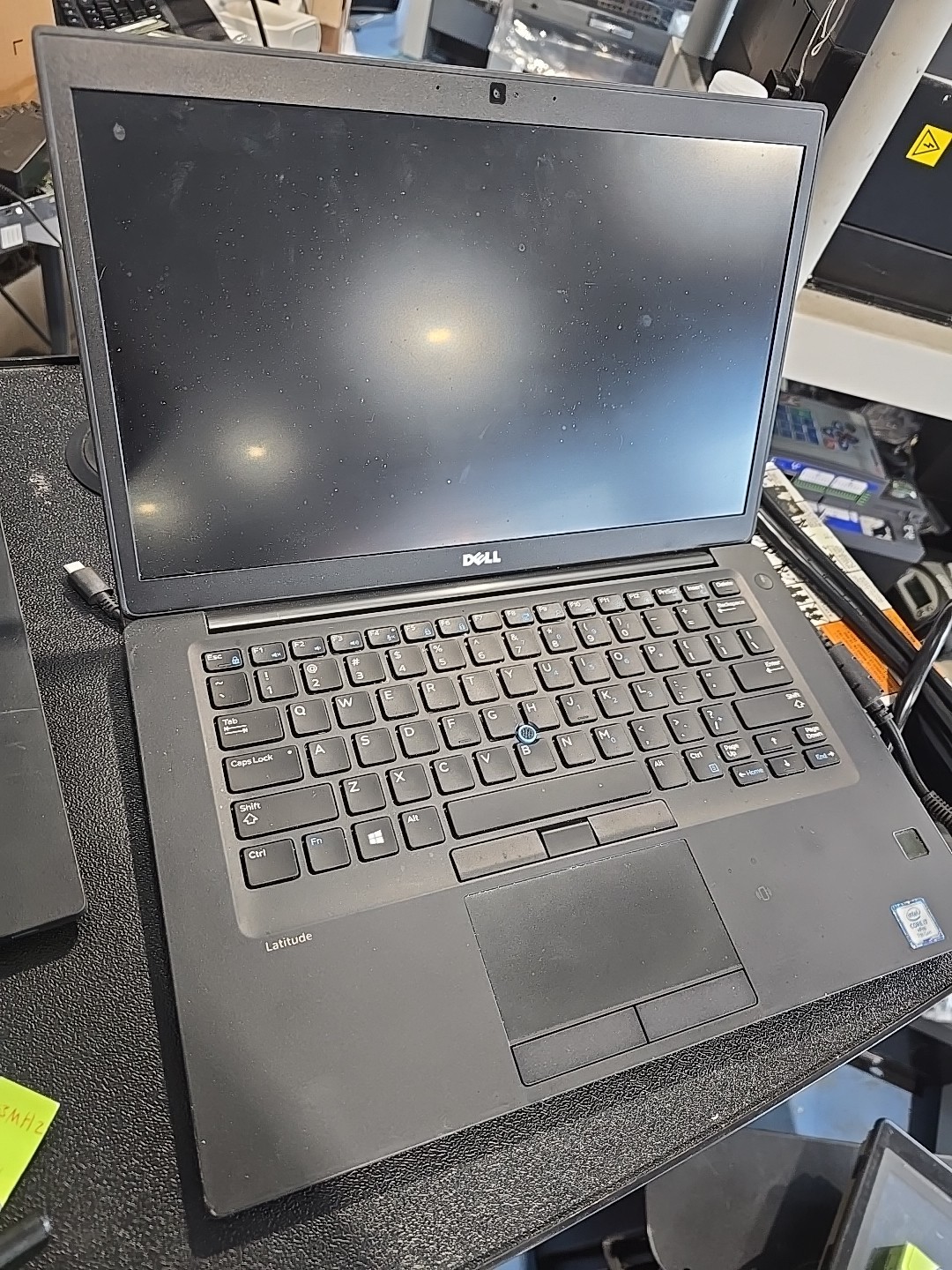Dell Latitude 7480 14″ Laptop – Intel i7 8GB 512GB SSD W11 Pro.