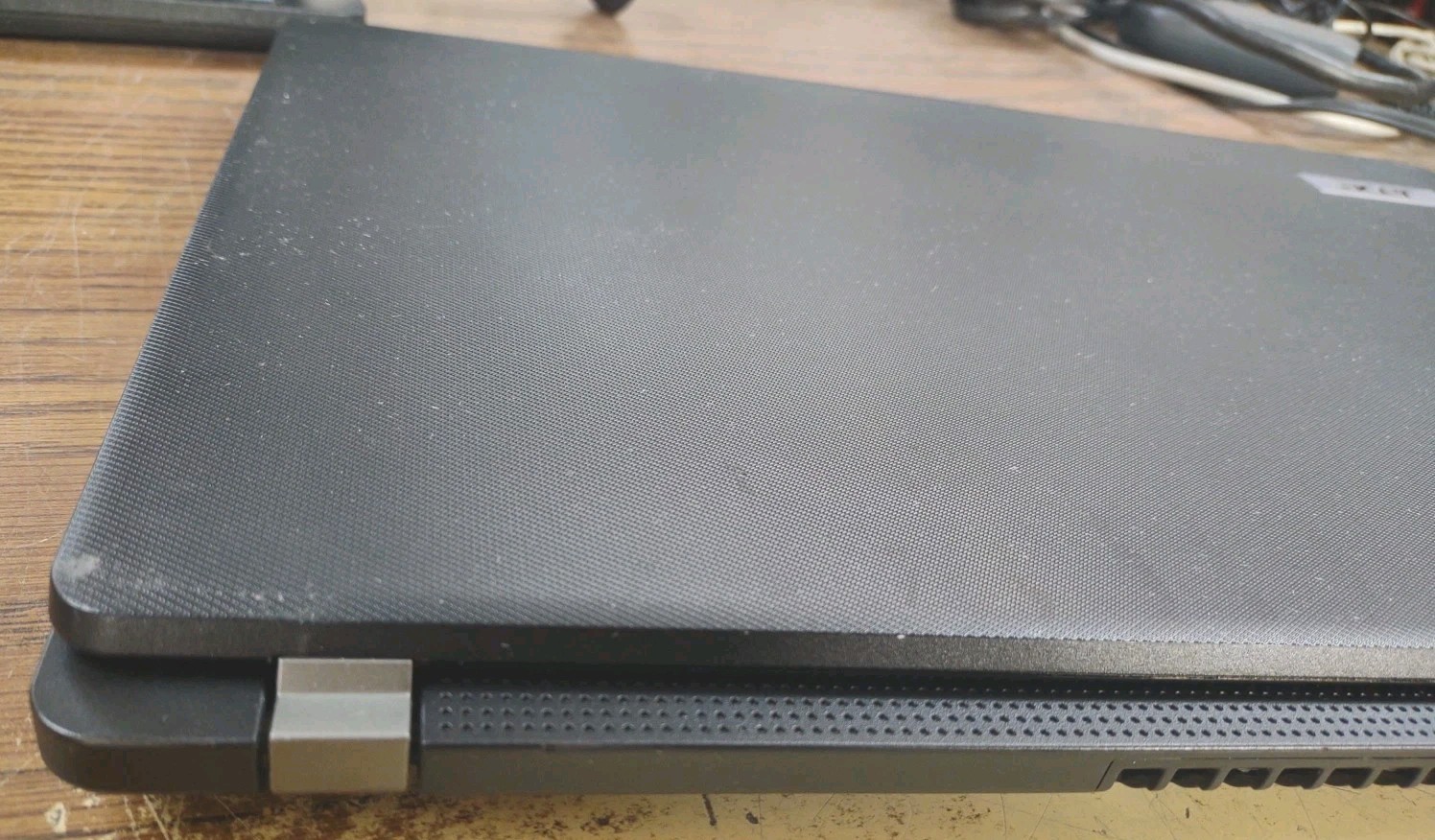 Acer TravelMate P215-53 N19Q8 W/ I7-1165G7, 16GB, 1TB.