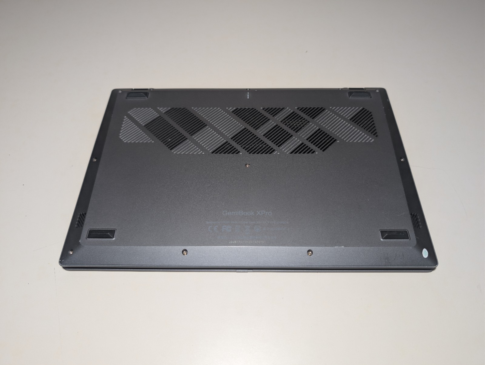 CHUWI GEMIBOOK XPRO | Intel N100 8GB RAM 256GB NVMe SSD | FHD Windows 11 Pro