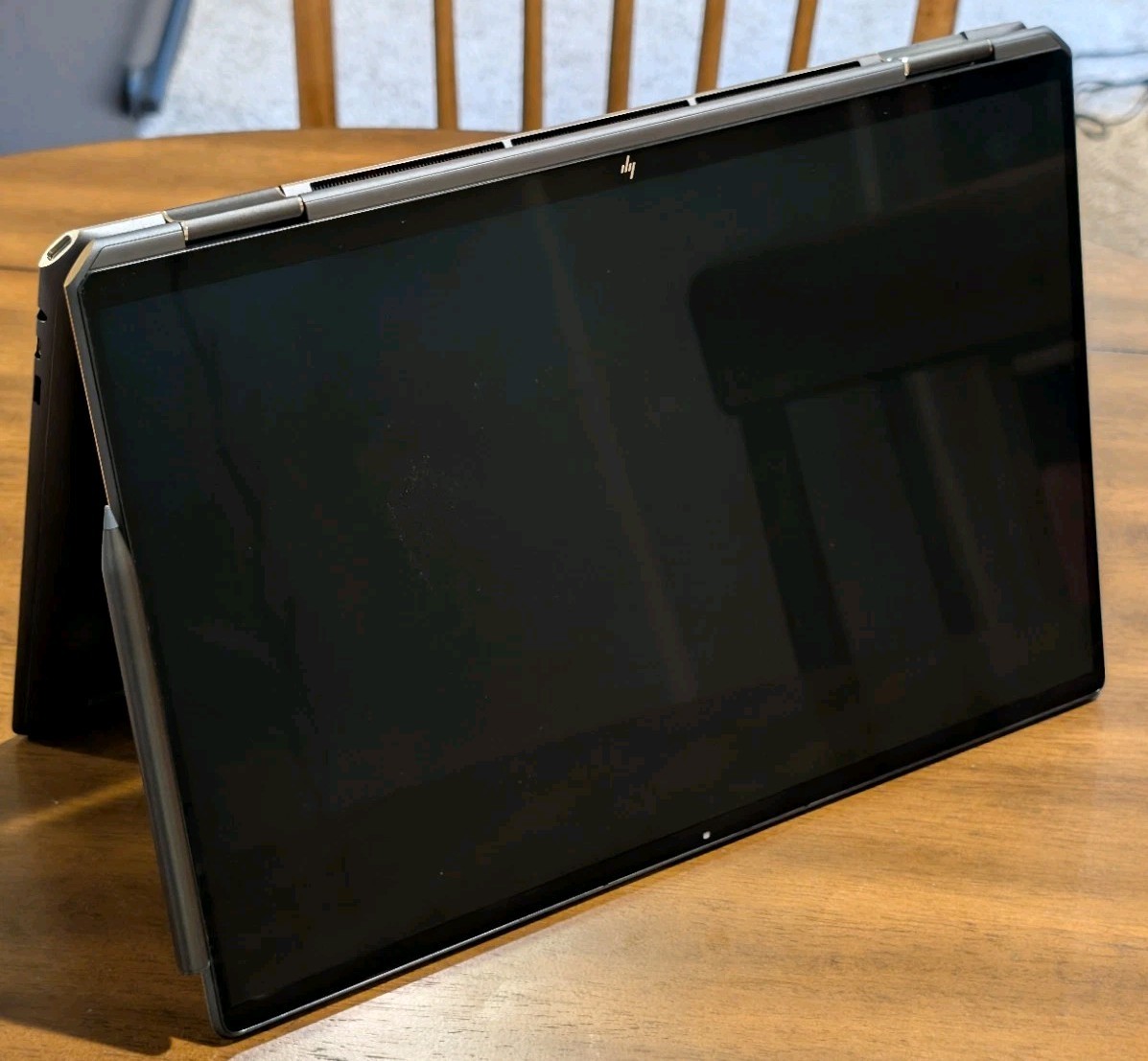 HP Spectre X360 2in1 16-f0023dx 512GB, 11390H 3.40GHz, 16GB, RTX 3050 OLED Linux