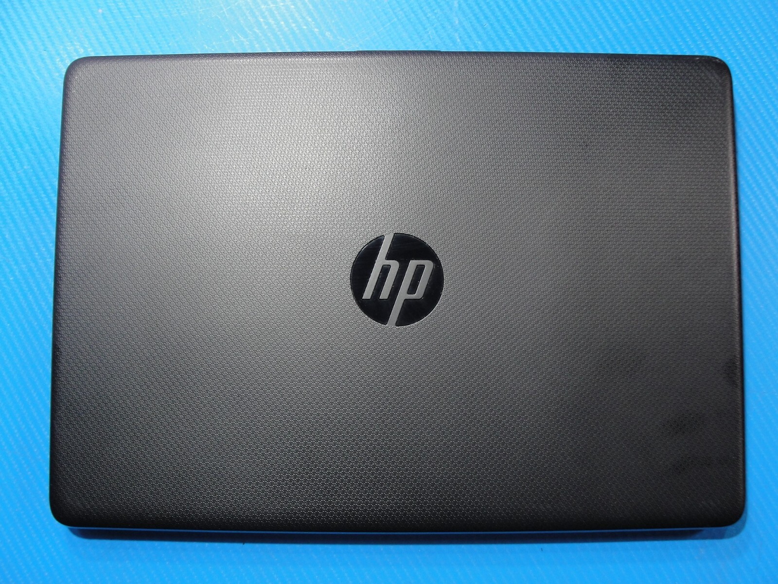 HP 14-DK1003DX 14” FHD AMD Athlon Silver 3050U 2.3GHz 4GB 128GB SSD + Charger