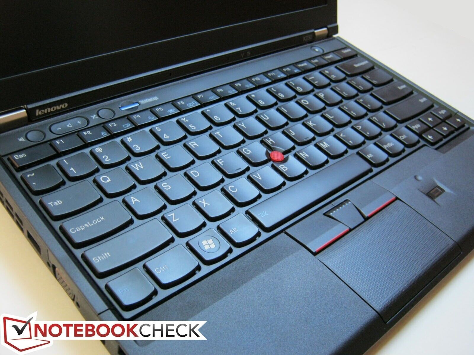 Special offer Lenovo X230 Core i5 Max. 3.3 Ghz 8 GB 320 GB Win 10 2-year warranty
