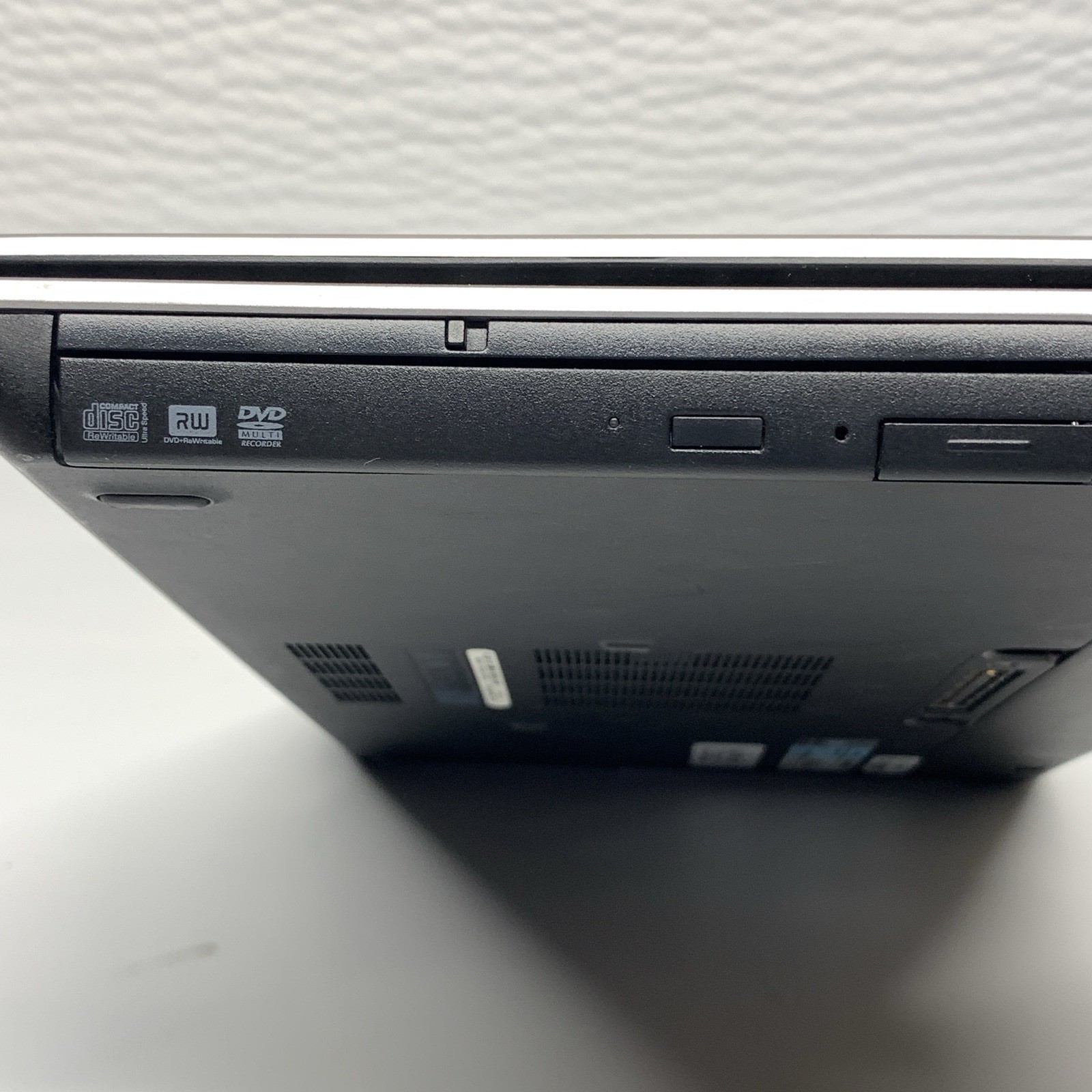 Dell Latitude E6440 Laptop Intel R Core i5-4300M CPU@2.60GHz 8 GB Ram Windows 10