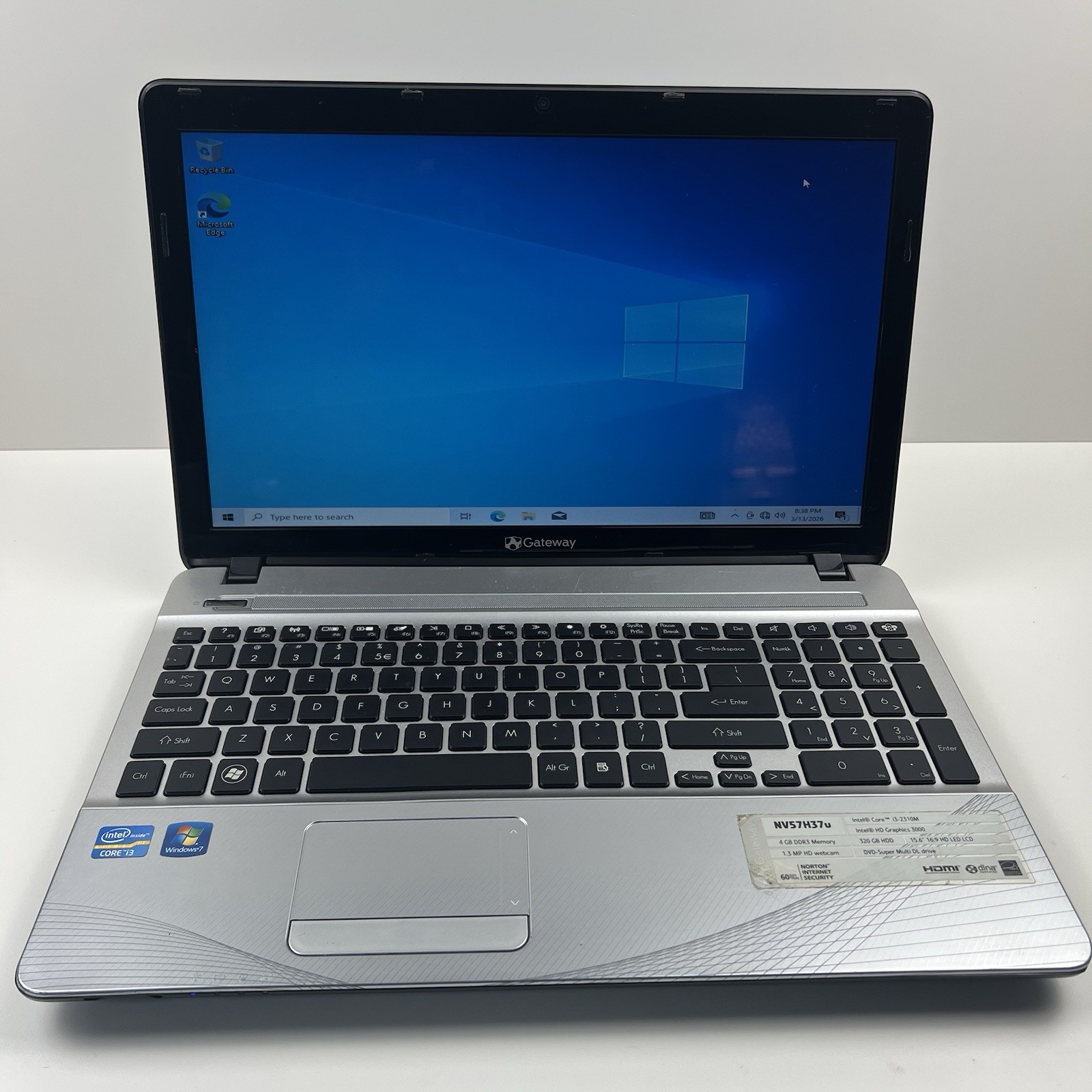 Gateway P5WS0 Laptop Core i3 15.6 Intel HD Graphics 3000 320GB HD 4GB RAM Win 10