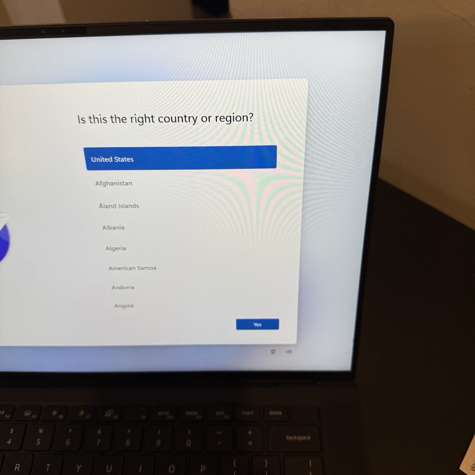 Dell XPS 15 9350 1 TB SSD, 32 GB DDR5, Intel i7-13620H Windows 11 Pro Laptop