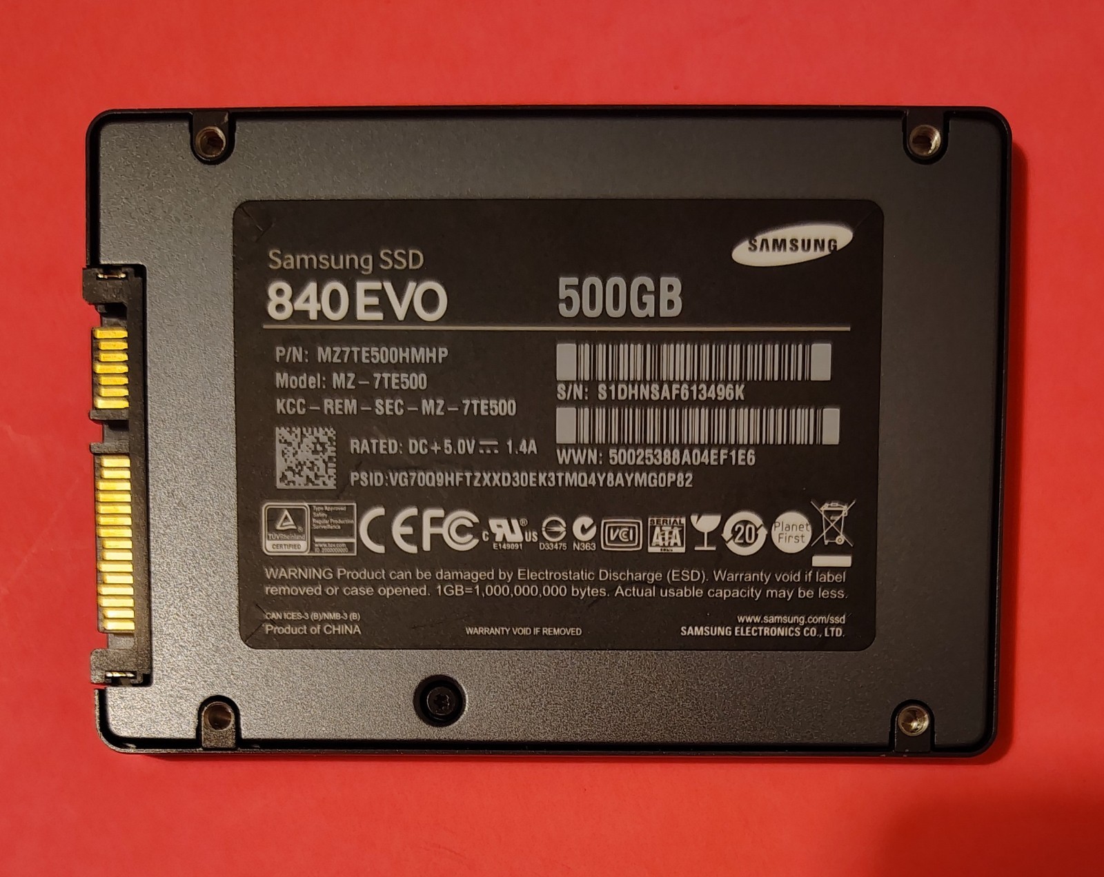 DELL 17.3″ FHD Laptop DVD-RW 500GB SSD 8GB RAM Intel i5-7200U New Battery Win 11
