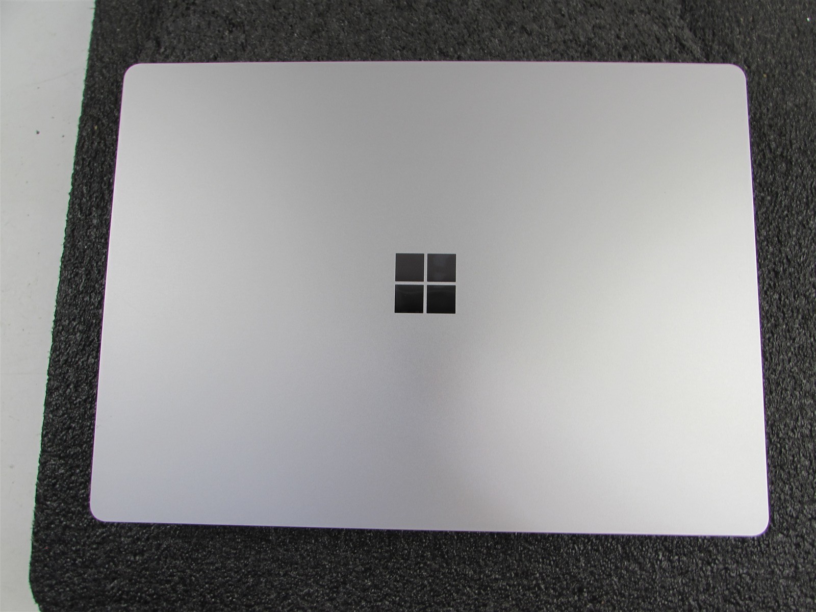SURFACE SURFACE LAPTOP 6 CORE ULTRA 7 165H 512GB SSD 16GB RAM WIN 11 PRO