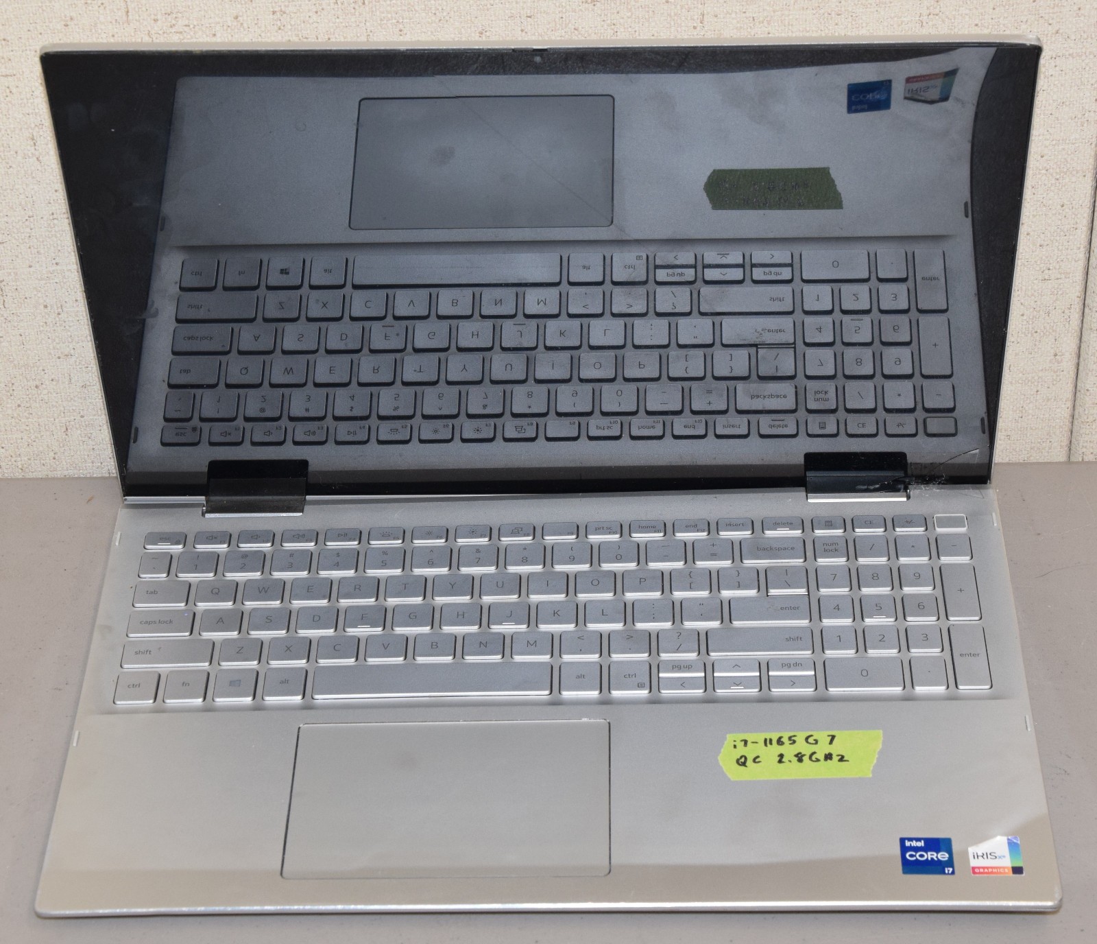 Damaged Cracked Screen Dell Inspiron 7506 2 in 1 15.6″ Laptop Intel i7-1165G7