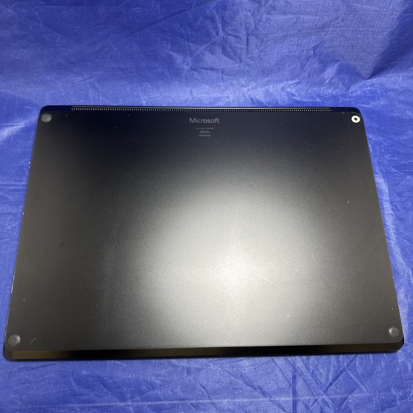 Microsoft Surface Laptop 3 13.5” 16GB 512GB i7-1065G7 1.30GHz Win 11 Pro