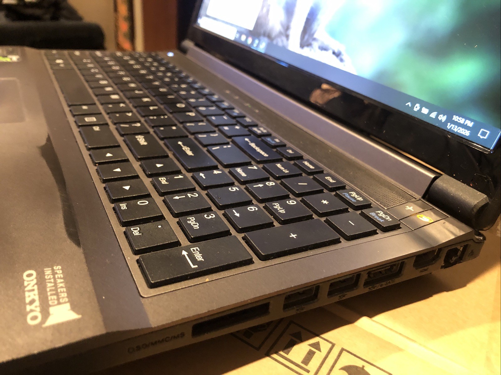 ibuypower gaming laptop Clevo W350STQ Intel i7-4700MQ 12GB RAM NVIDIA 480GB Win