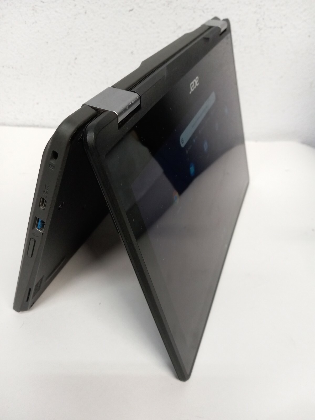 Acer R751T-C4XP 11.6″ Intel Celeron 1.10GHz 4GB Ram 32GB SSD Chrome OS Black