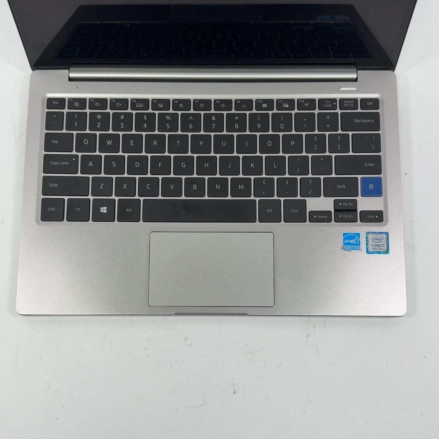 Samsung Notebook 7 NP730XBE 13.3″ i7-8565U 1.8GHz 16GB RAM 512GB SSD