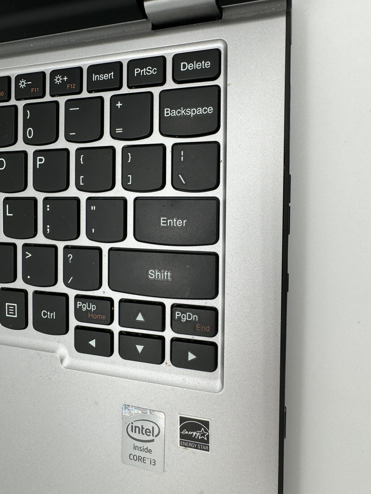 Lenovo Core i3 20V 2.25A S/N: YB04969005 W Charger