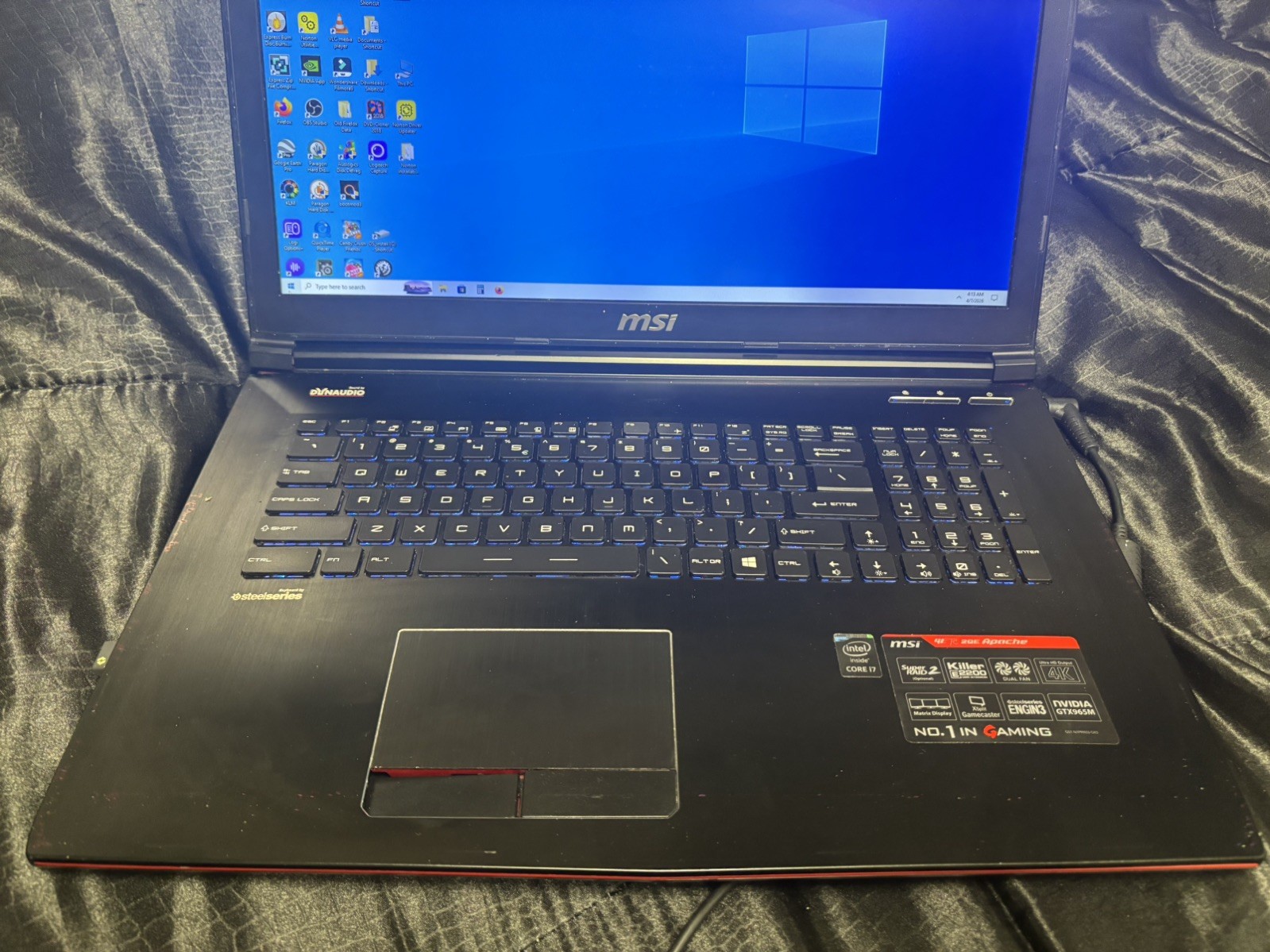 MSI gaming Laptop 2QE Apache 12 Gb RAM Intel i7 1.25 TB NVMe/SSD Win 10 17.3 LCD
