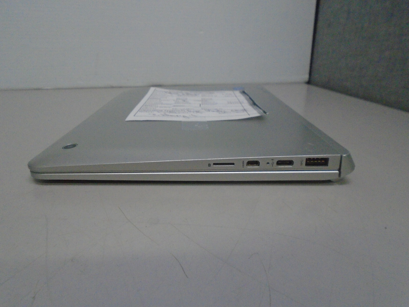 HP x2 10 10.1″ Intel Atom X5-Z8350 1.44GHz 4GB/64GB eMMC Linux Laptop ‘NO AC’*