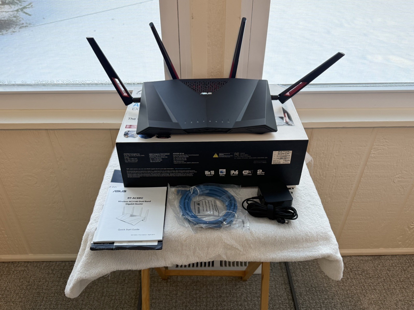 Asus RT-AC 88U WiFi Router/ Asus RP-AC 1900 WiFi Range Expander/ Motorola Modem