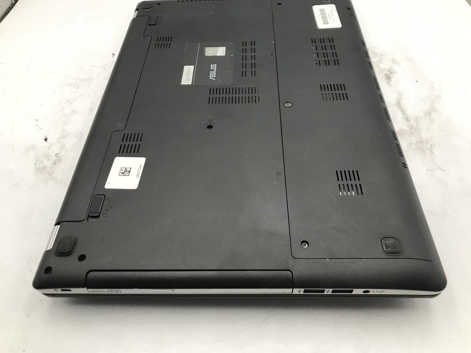 ASUS S550C LAPTOP – FOR PARTS/NO POWER – INTEL I7 3537U – NO RAM – READ DESC -BB