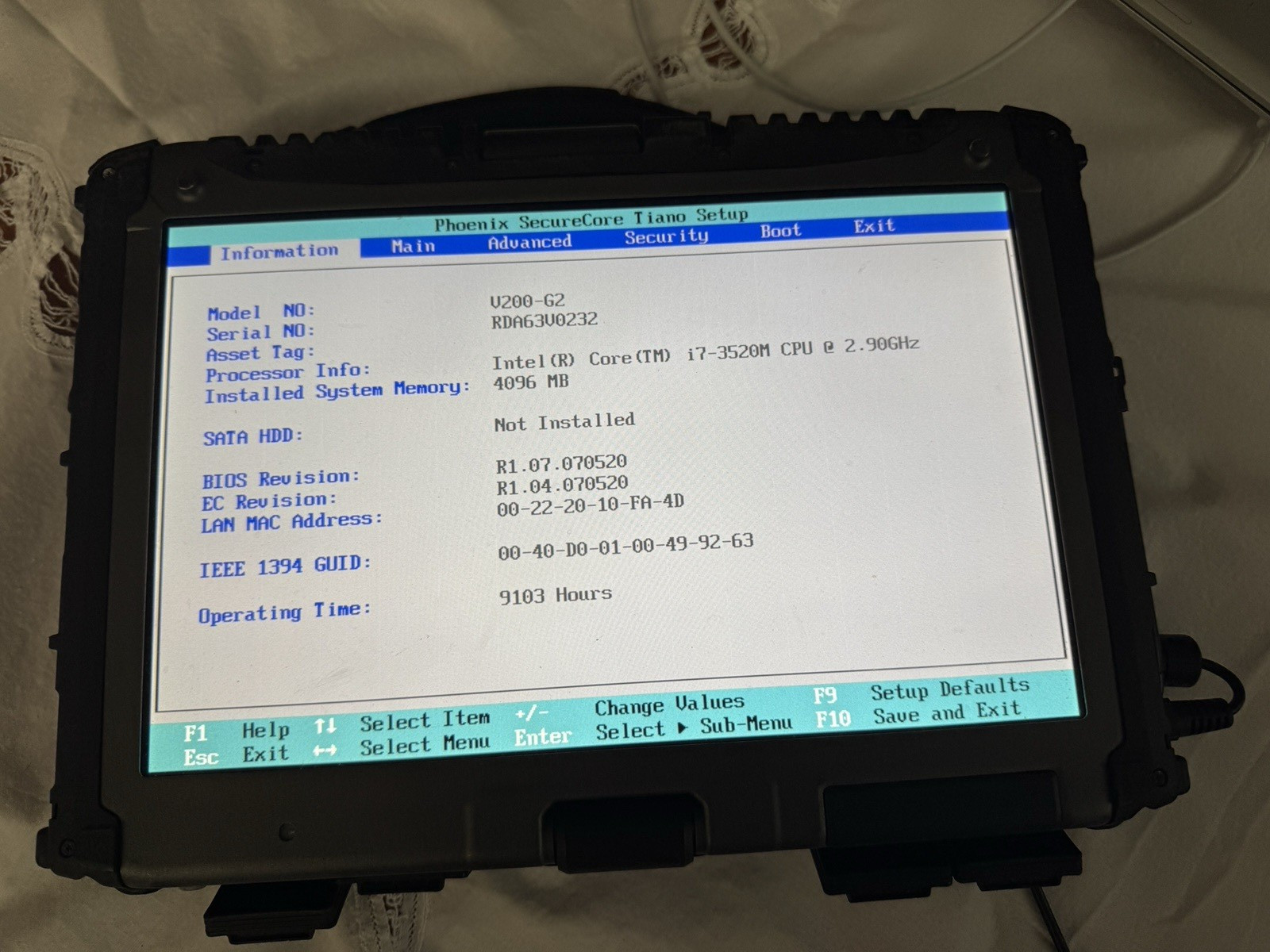 95-99% Life left Getac V200-G2 Laptop i7-3520M 4GB RAM WIFI Touchscreen Wwan