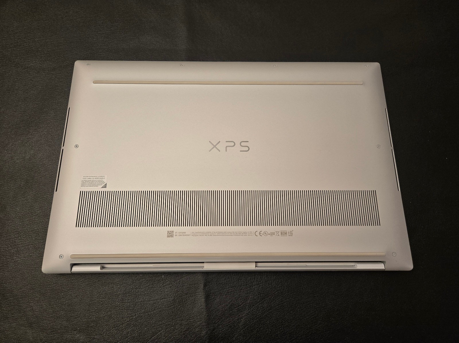 Dell XPS 15 9500 – 4K : i7-10875H (8c/16th) : 32gb RAM : 1TB SSD : GTX 1650ti