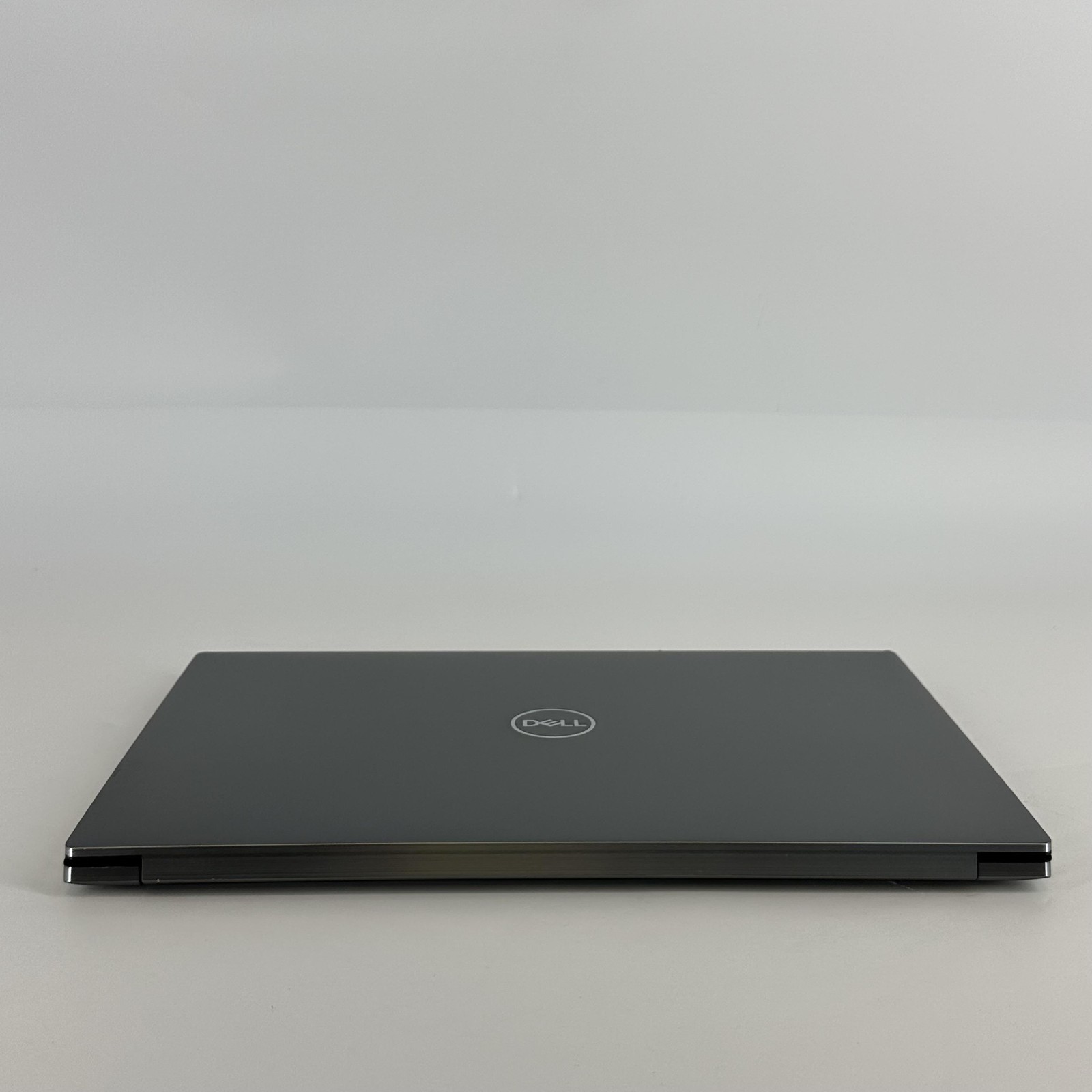 Dell Precision 5550 15.6 FHD+ i7-10750H 2.60GHz 32GB 1TB Quadro T1000 LCD BLEED