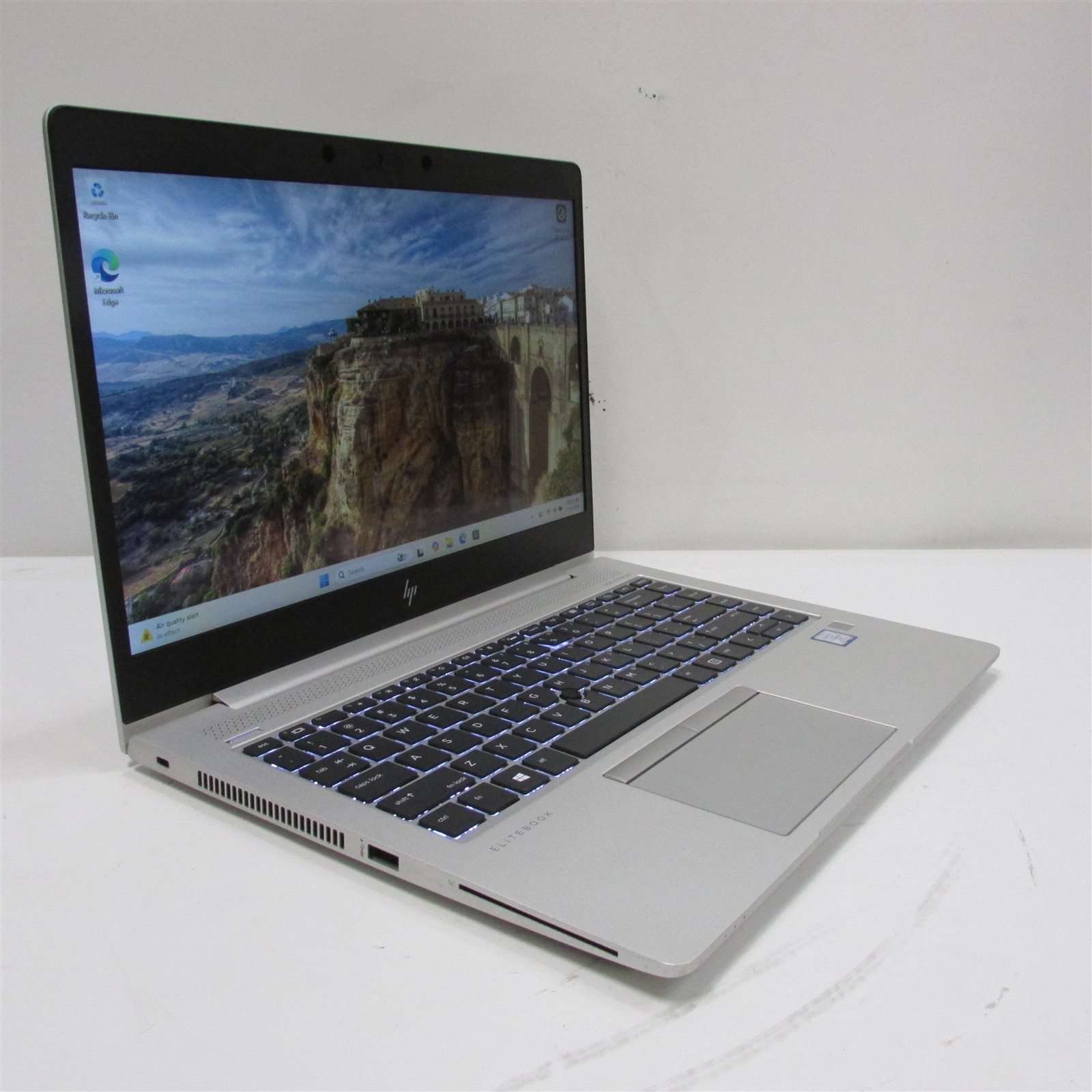 HP Elitebook 840 G6 i5-8365U 1.6GHz 16GB RAM 256GB NVME 14″ Windows 11 Pro Touch