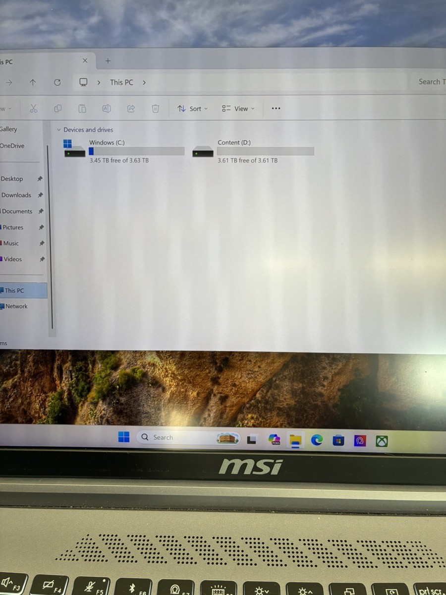 MSI CREATOR 16″ I9 ULTRA 2.5 GHZ 98GB RAM 8TB SSD WIN 11 PRO (MAEE-A (PPG013700)