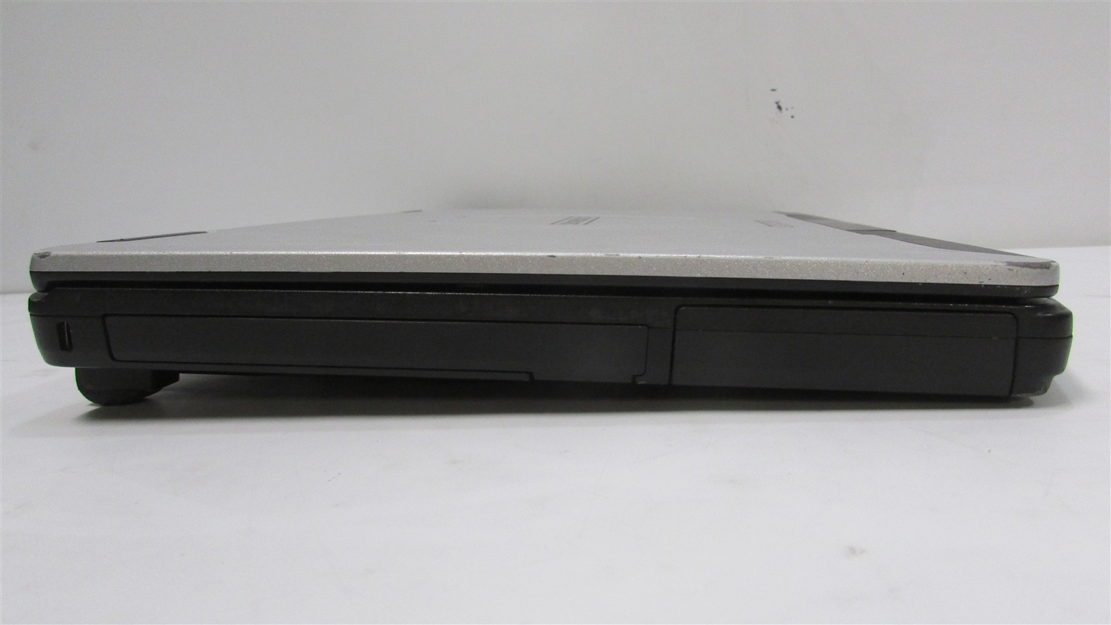 Panasonic Toughbook CF-54 MK3 i5-7300U 2.6GHz 8GB 500GB HDD 14″ W10P BIOS LK/DMG