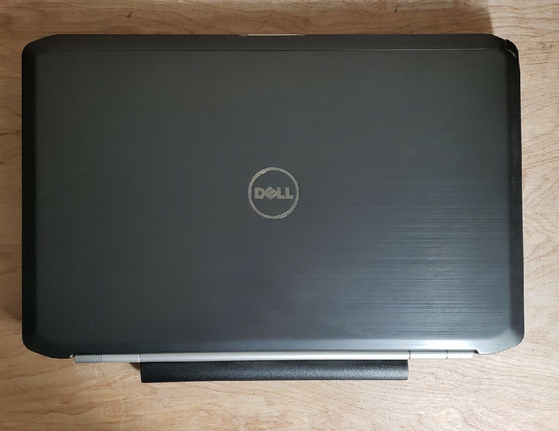 Dell Latitude E5520 15″ Laptop, 2nd Gen i3, 2.2Ghz,4GB, 750GB Hard Drive, Win10P