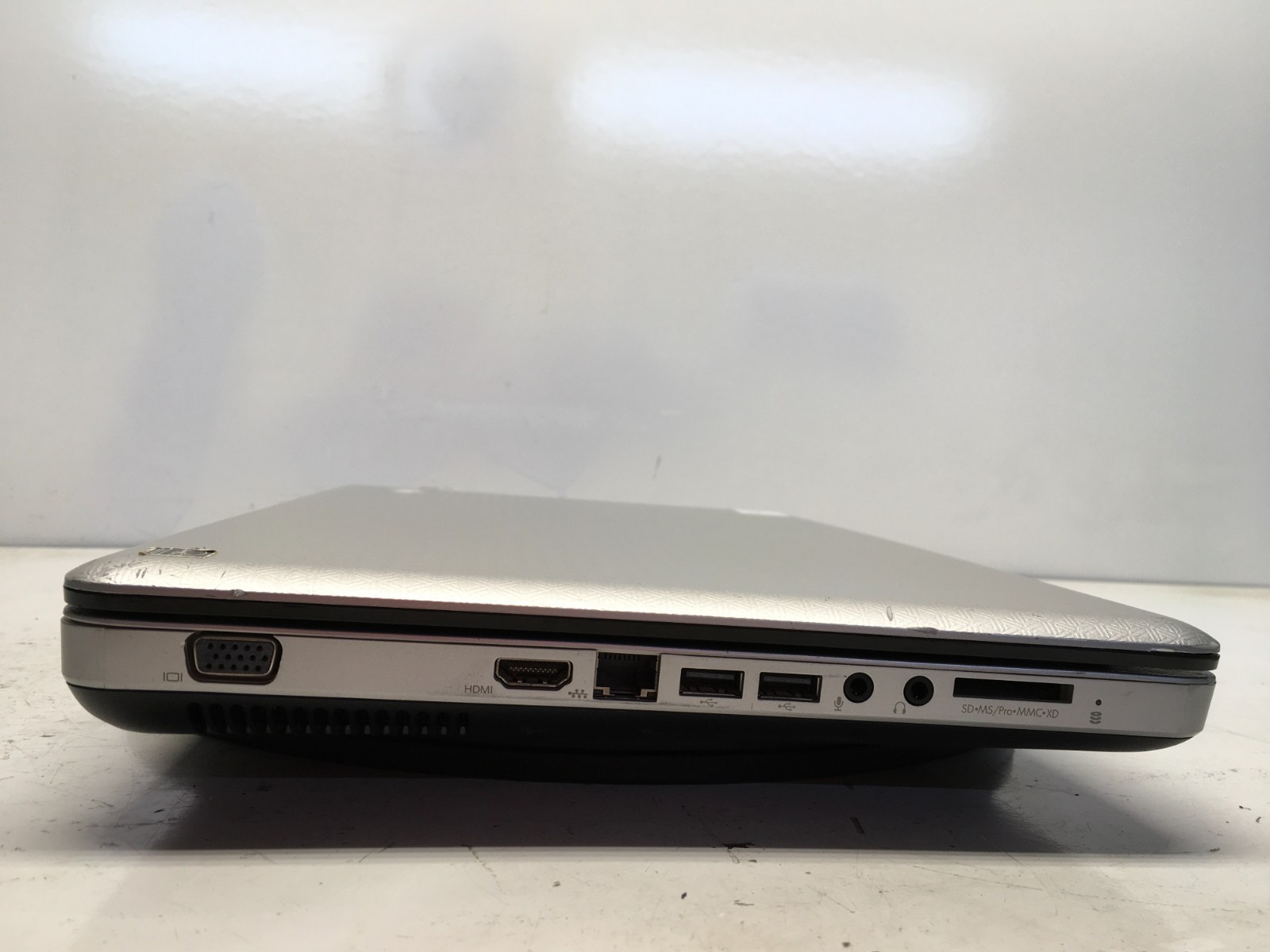 HP G62-228CL Intel Pentium T4500 2.3GHz 4 GB NO HDD