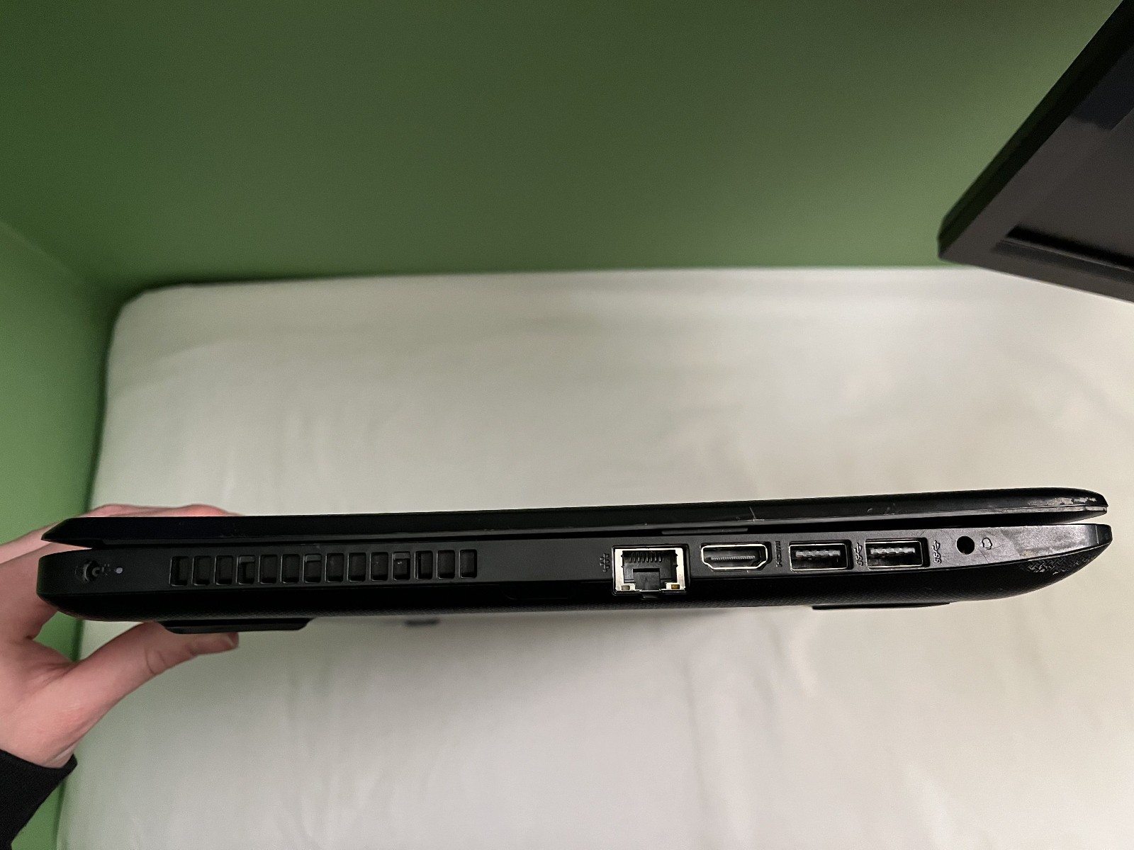HP 4ND16UA#ABA Laptop Intel Pentium Silver N5000 4GB RAM 1TB HDD Windows 10