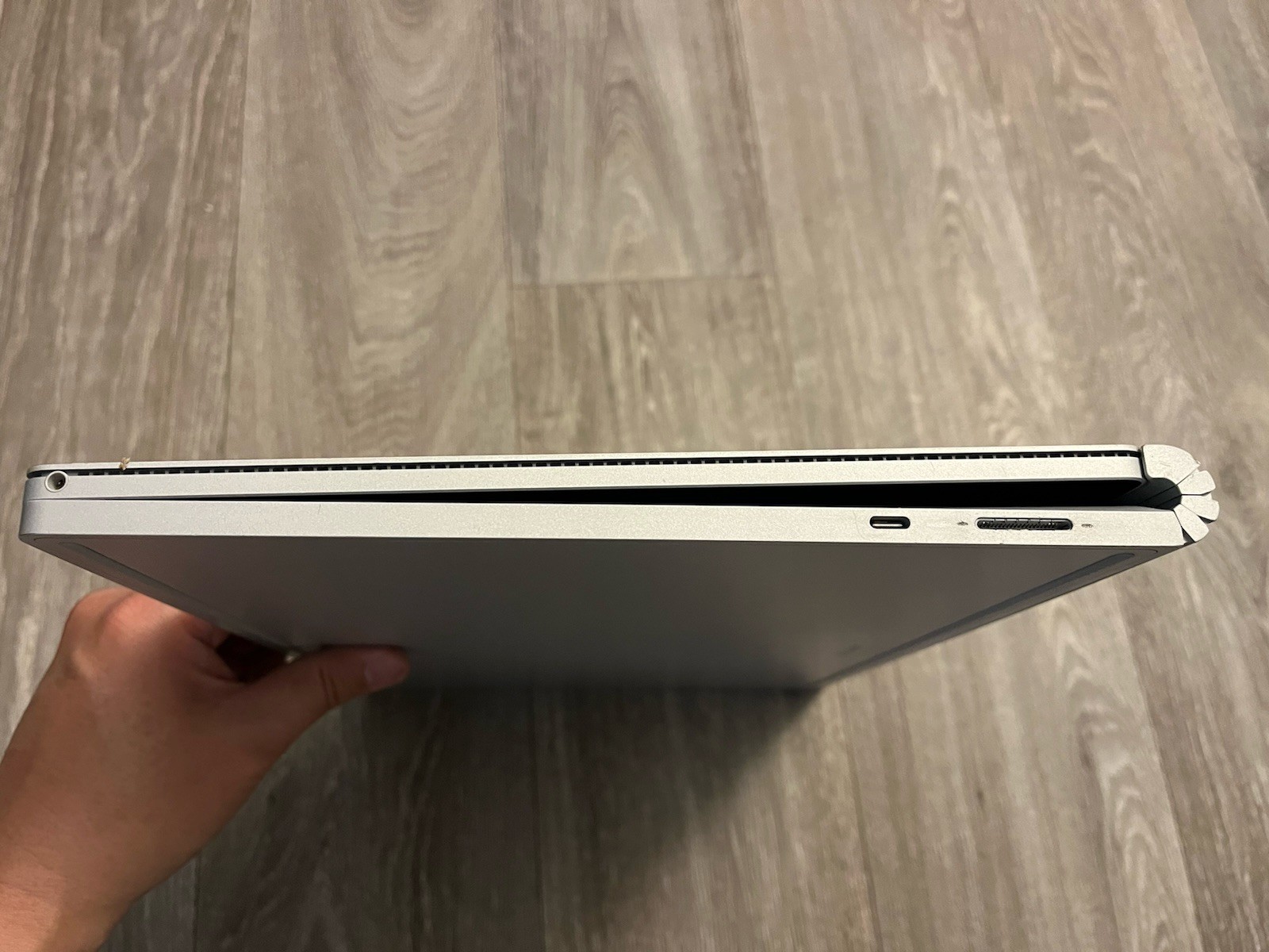Microsoft Surface Book 3 i7-1065G7 1.3GHz 16GB RAM 256GB SSD Windows 11 Pro