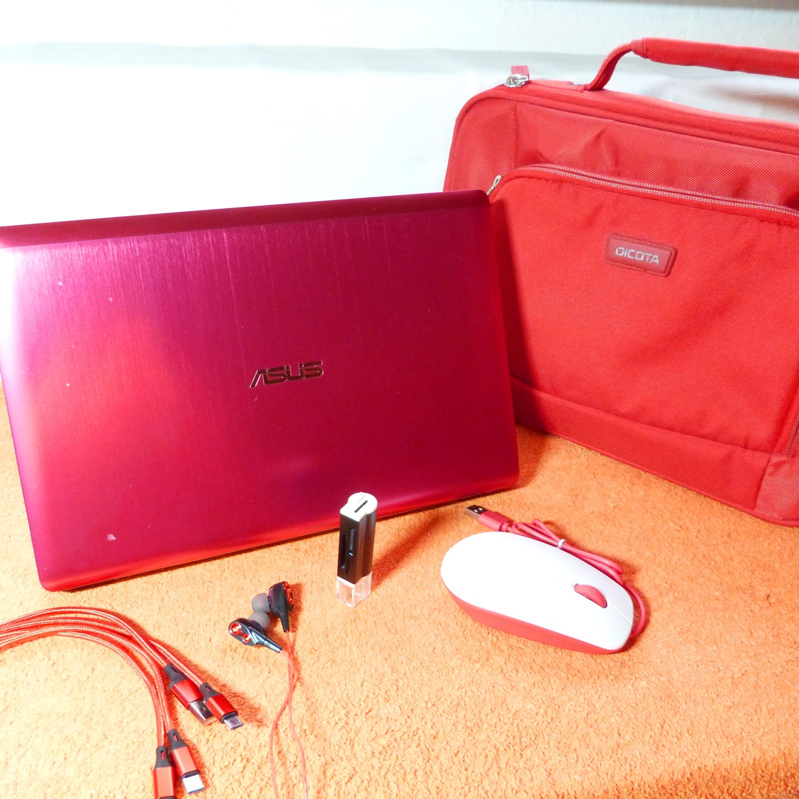 Asus S200e VIVO ULTRABOOK METAL l 11″ TOUCH HD l Windows 11 320GB PINK PURPLE