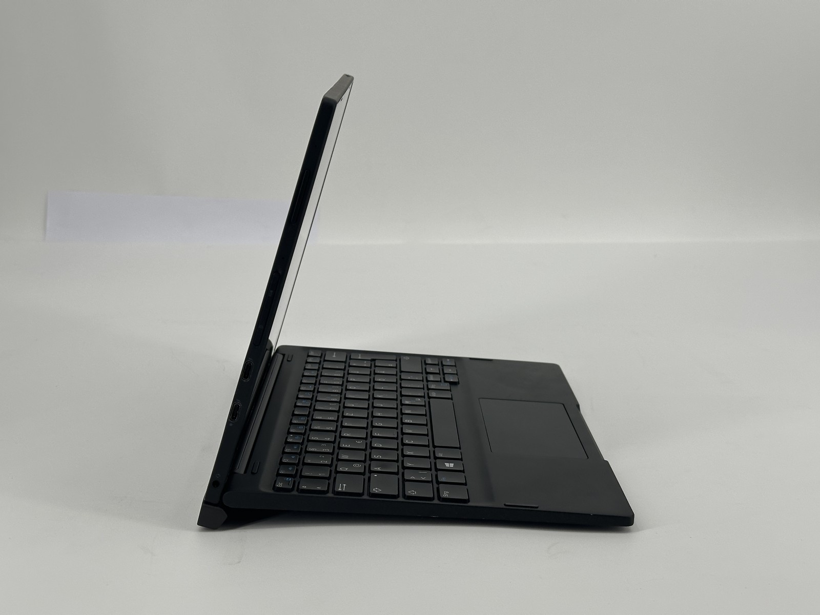 Dell Latitude 7285 12.5″ i7-7Y75 8GB 256GB NVMe SSD Win11 Pro LTE Touch FaceID