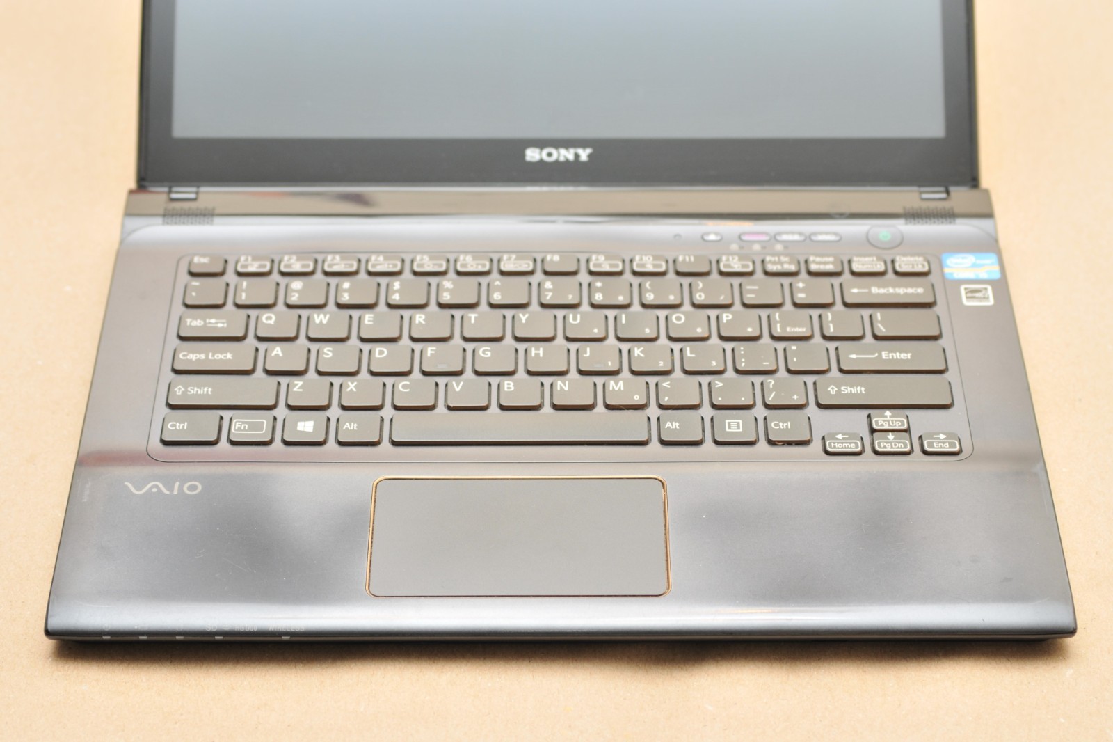 Sony VAIO SVE14A35CXH i5-3230M Intel HD 4000 1TB HDD 6GB RAM Windows 7