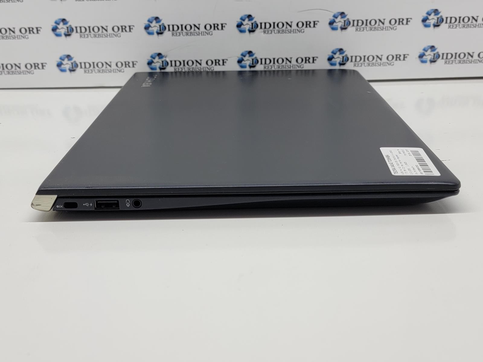 TOSHIBA TECRA X40-E i5 8350U 1.70GHz 8 GB RAM 256 GB SSD NO OS SKU 20737