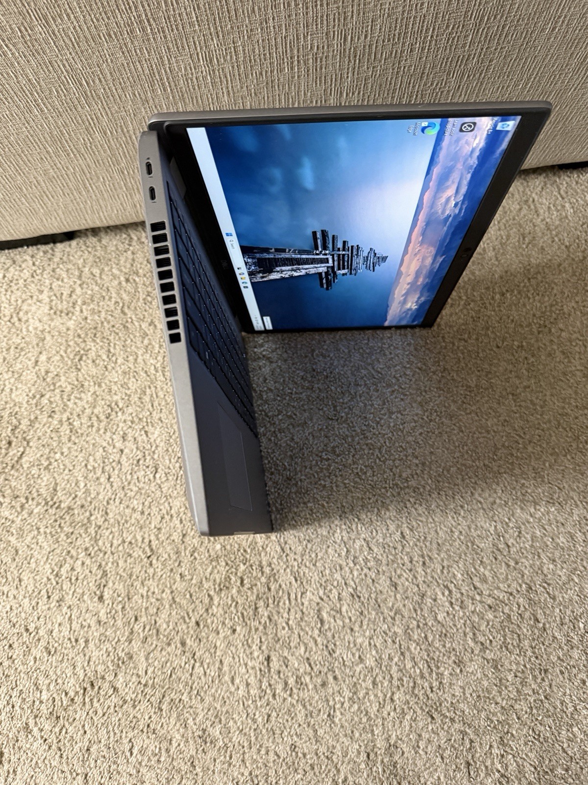 DELL LATITUDE 3560 CORE i7 11TH GEN 512GB SSD 16GB RAM 2GB VRAM