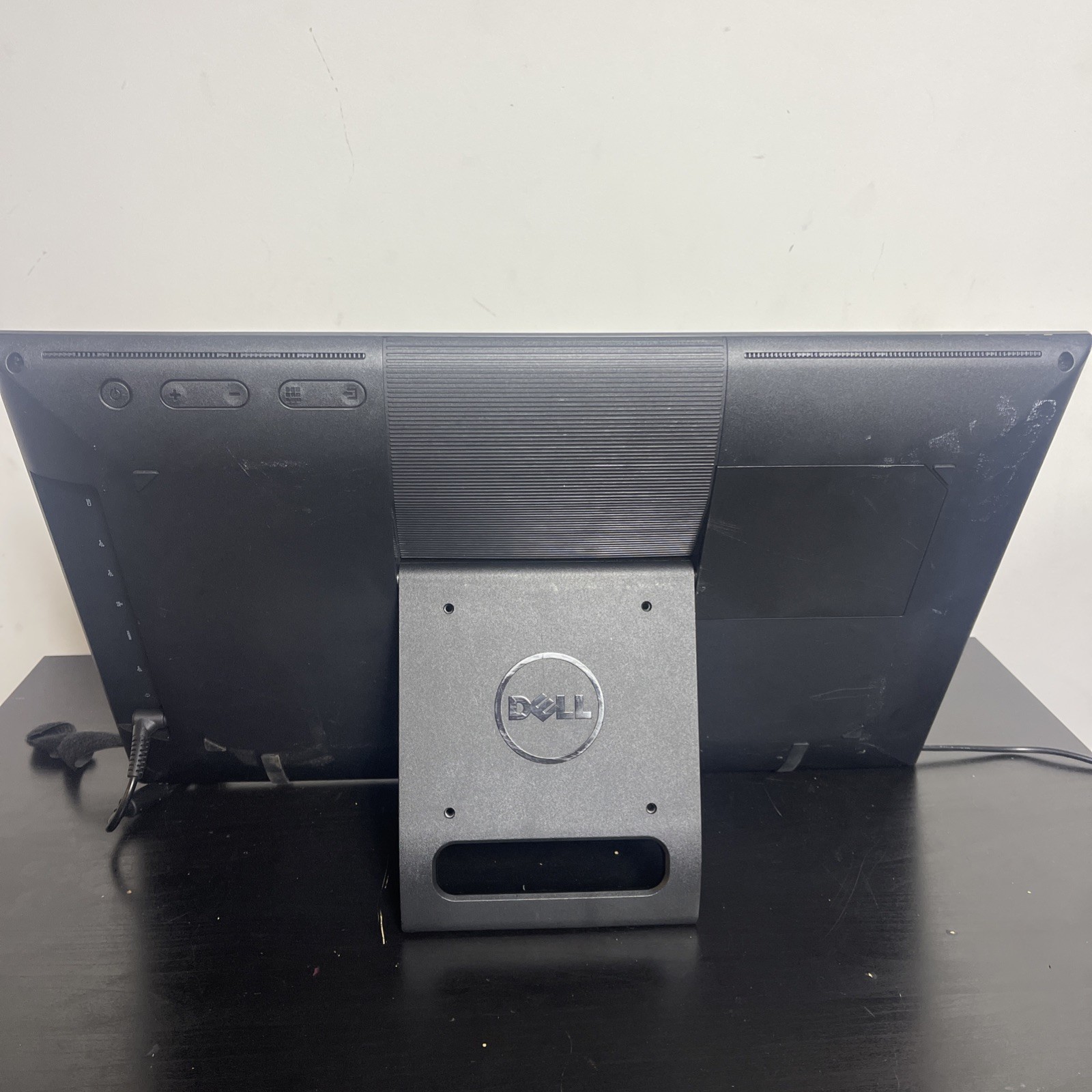 Dell Inspiron 20 model 3043 Pentium CPU-N3540 2.16 GHz 4 GB Parts Only