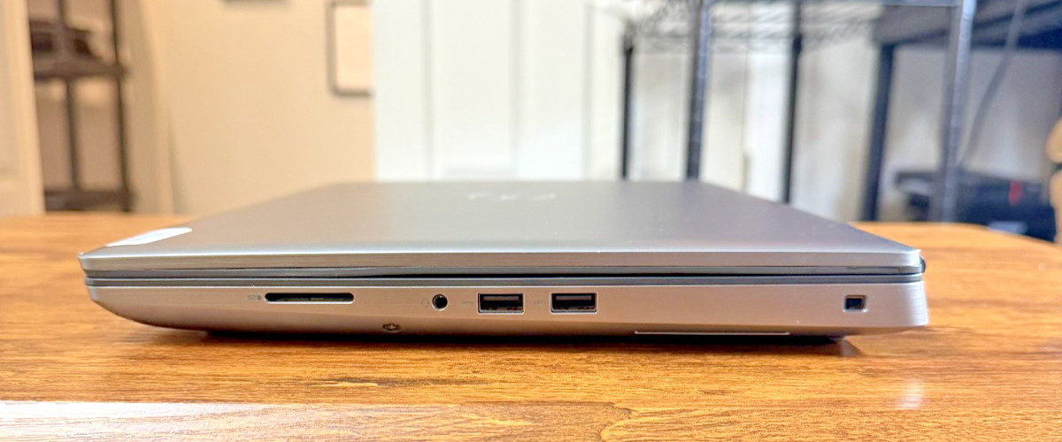 Dell Precision 7560 Intel(R) Core(TM) i9-11950H 32 GB RAM 1 TB SSD 15.6″