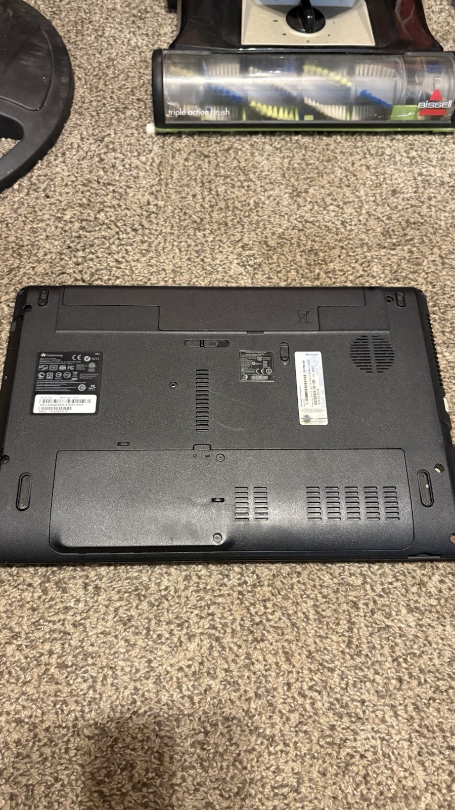 Gateway NV55C56U Laptop Intel Core I3-M370 2.4GHz, 4GB RAM, 320GB, No Charger