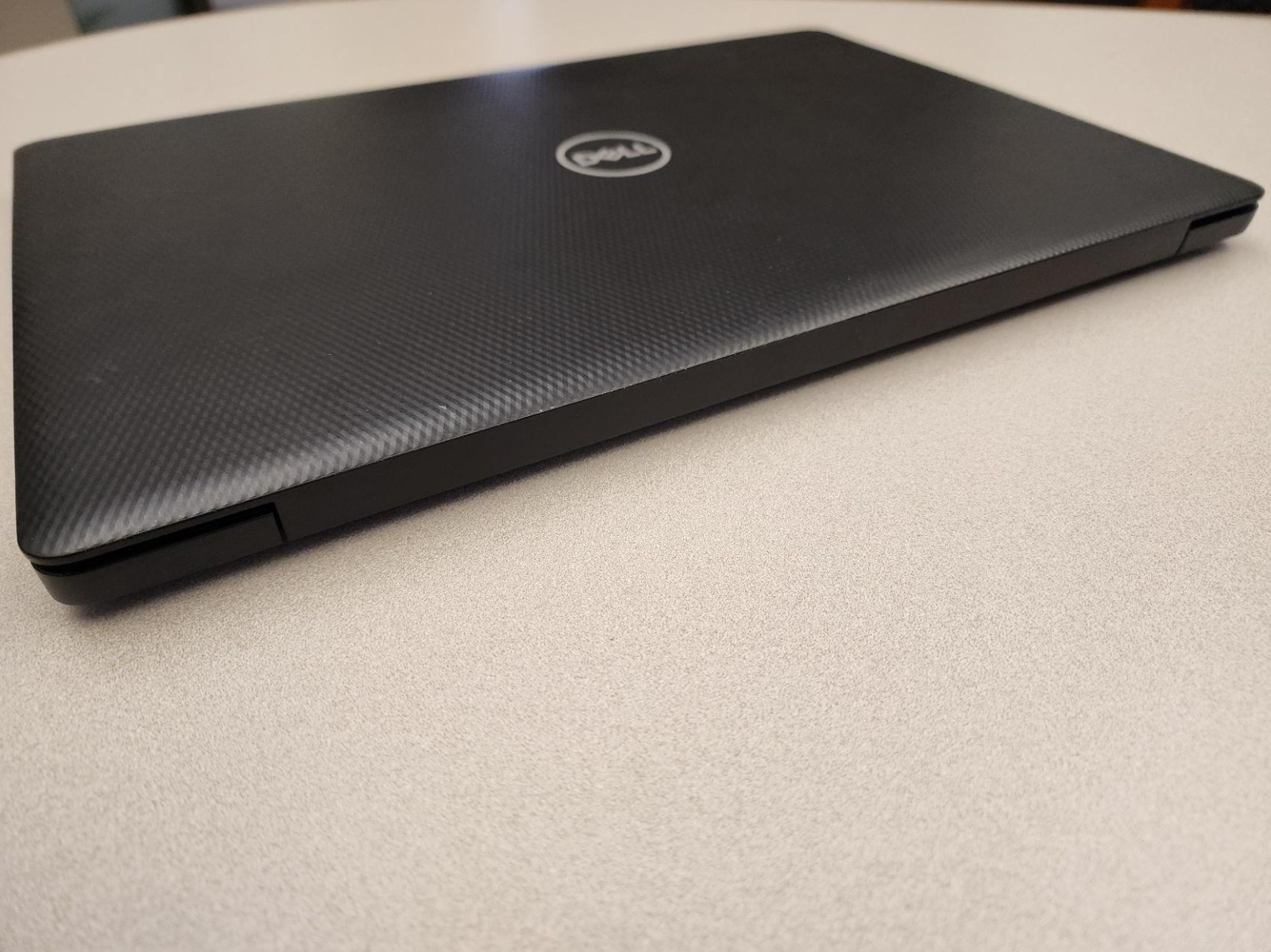 Dell Inspiron 15-3593 15.6″ 16GB 128GB SSD / 1TB HDD, i7-1065G7, Black