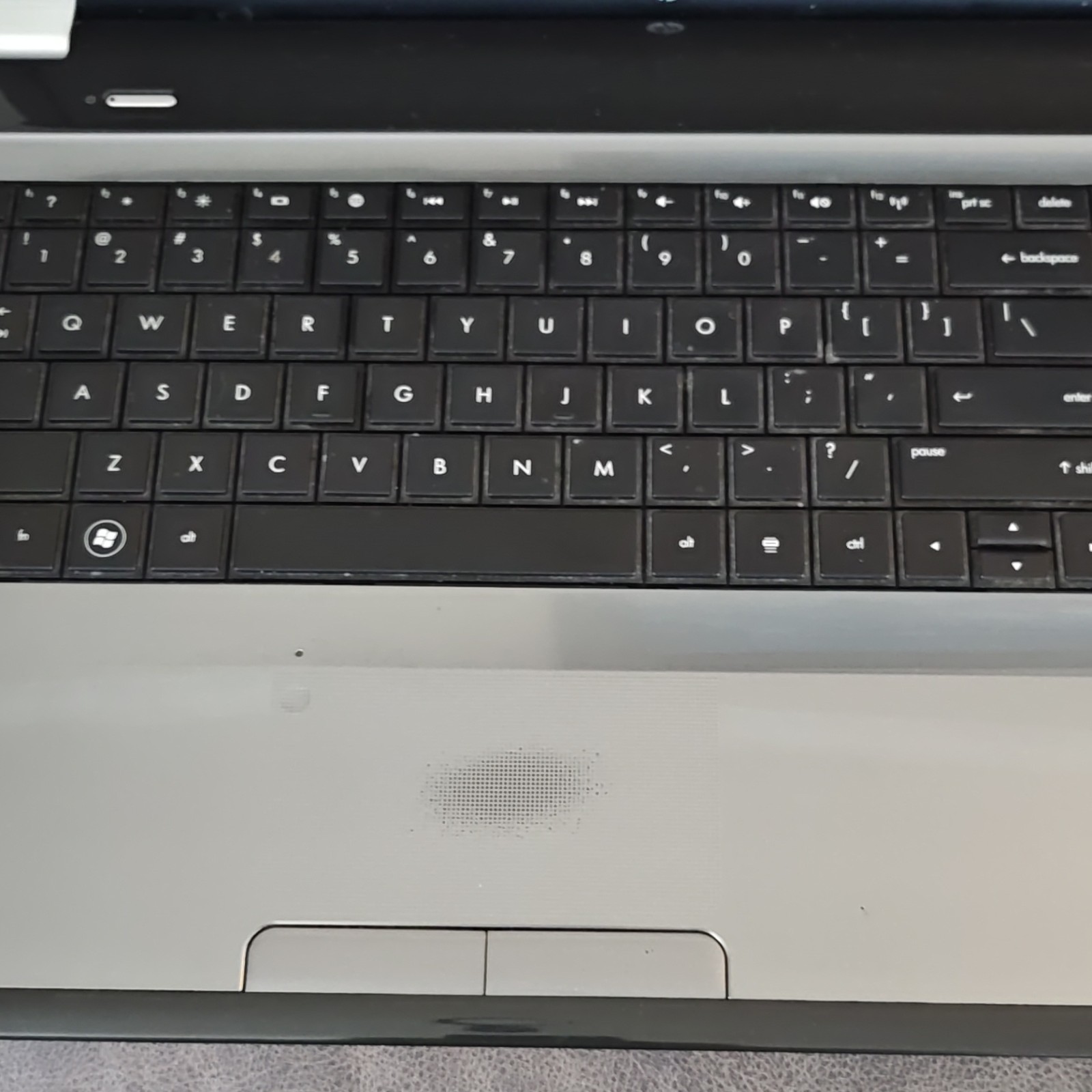 HP Pavilion g7 17.3″ AMD E2 Dual-Core Windows 7 HDD Built-in Webcam Used