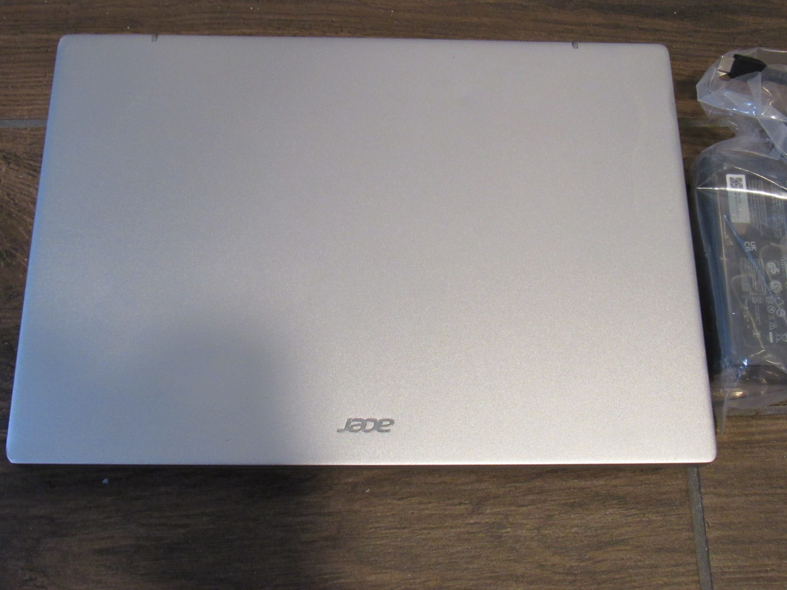 Acer Swift Go SFG14-72 14″ FHD+ TOUCH Ultra 7 155H 16GB RAM 1TB SSD VGOOD