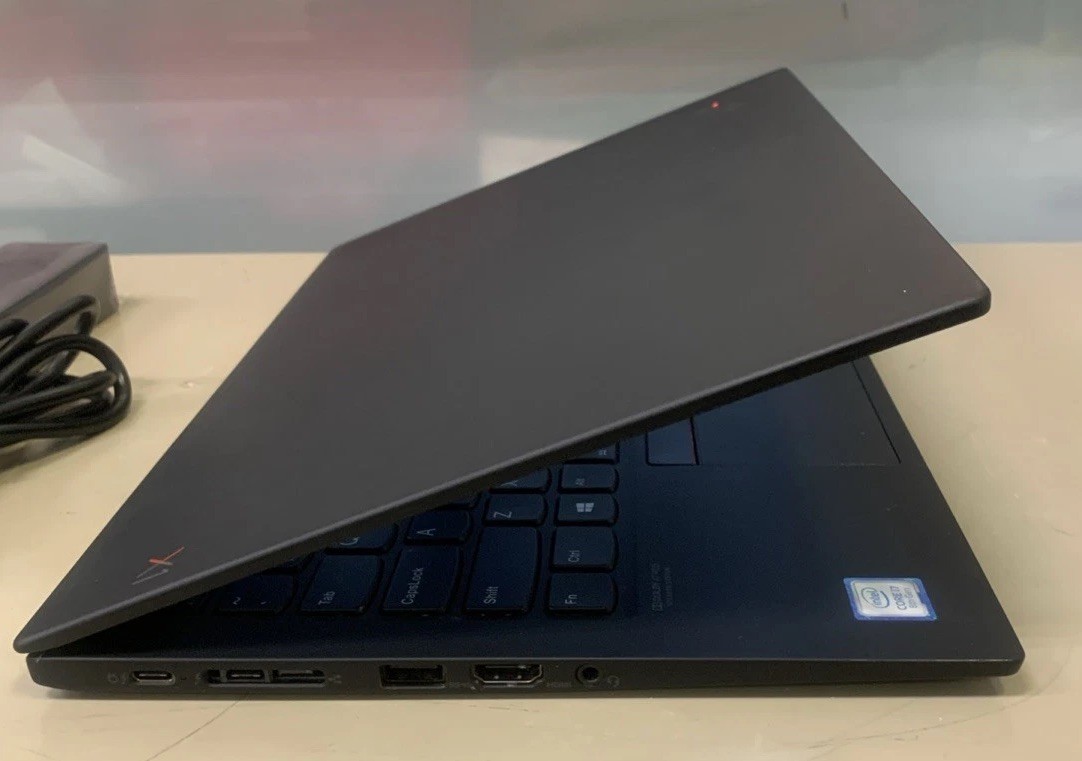 🌟Lenovo Thinkpad X1 Carbon Gen 7th i7-8565U 1.8GHz, 16GB-256GB Win 11🌟